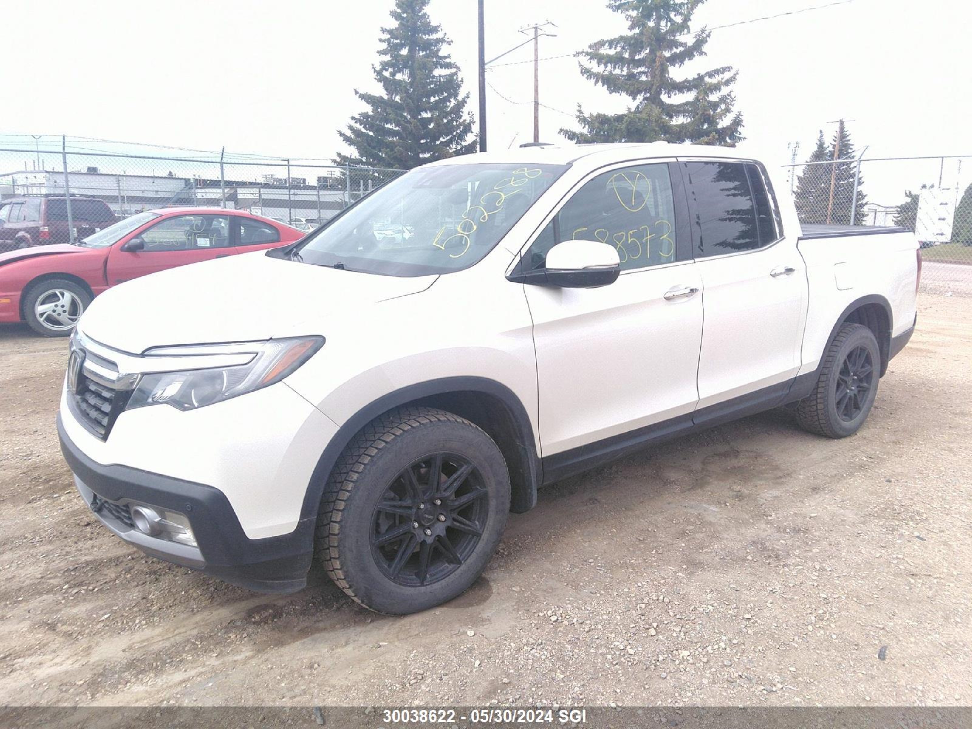 Photo 1 VIN: 5FPYK3F74HB502288 - HONDA RIDGELINE 