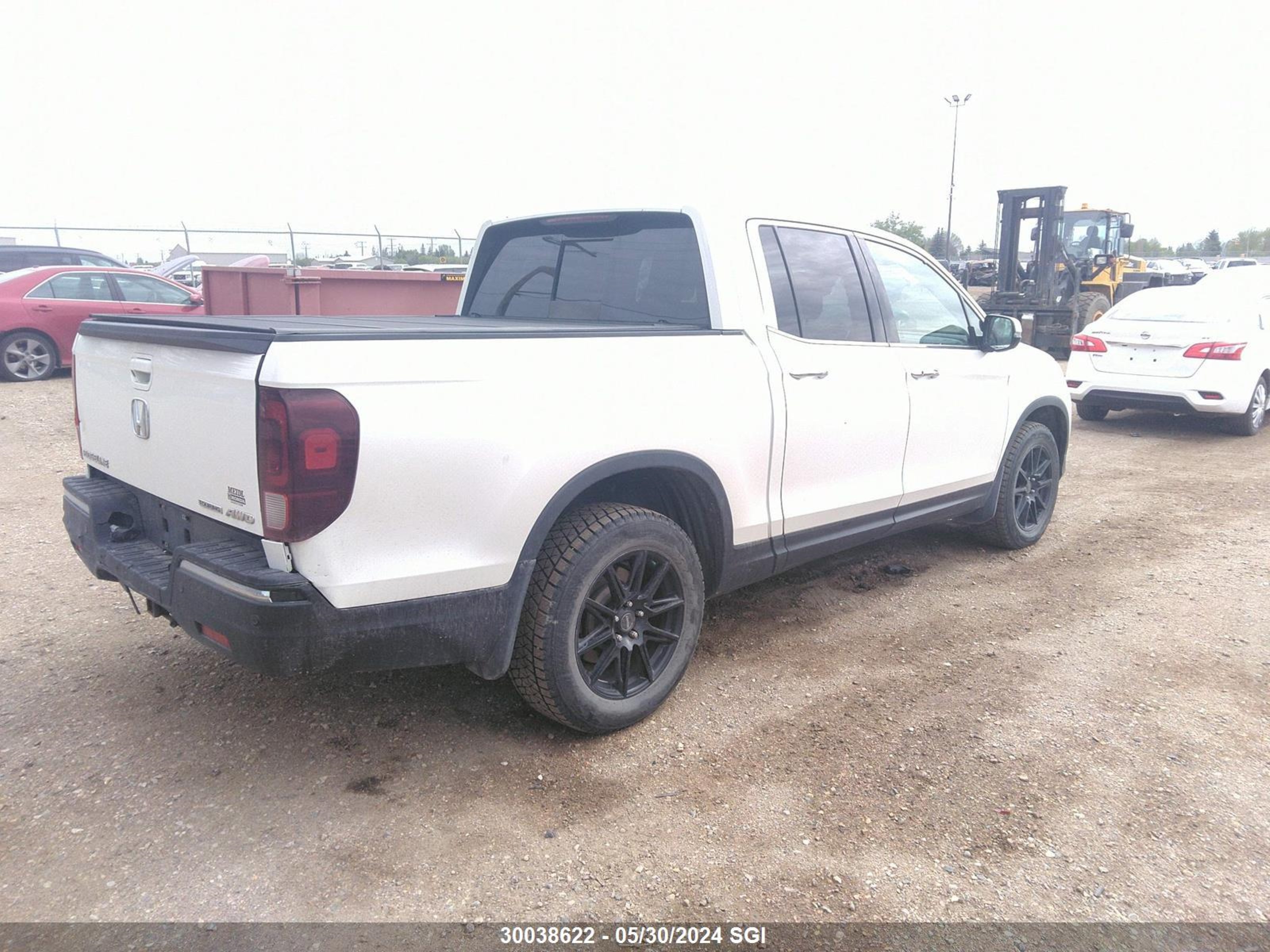 Photo 3 VIN: 5FPYK3F74HB502288 - HONDA RIDGELINE 