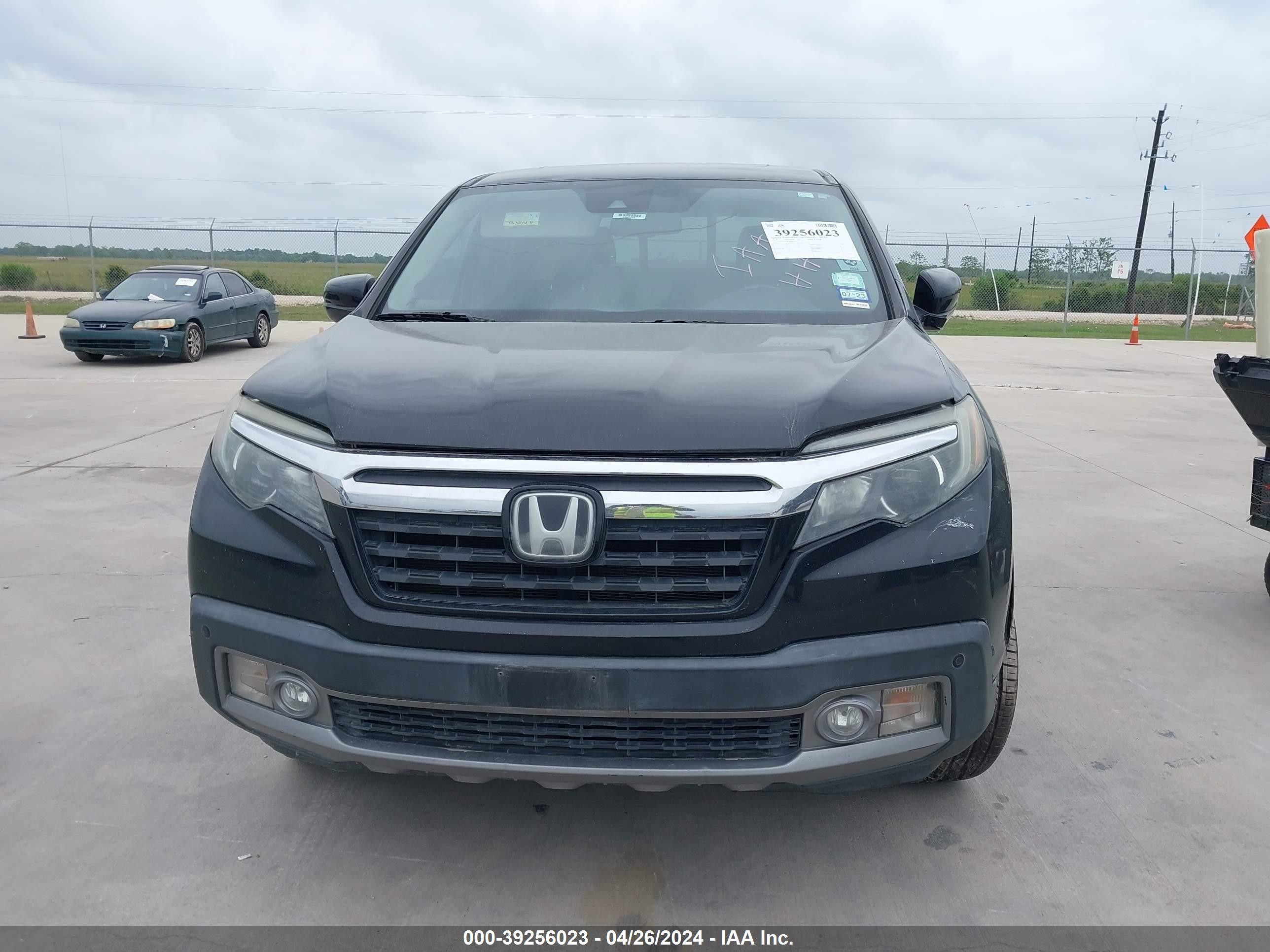 Photo 10 VIN: 5FPYK3F74KB004695 - HONDA RIDGELINE 