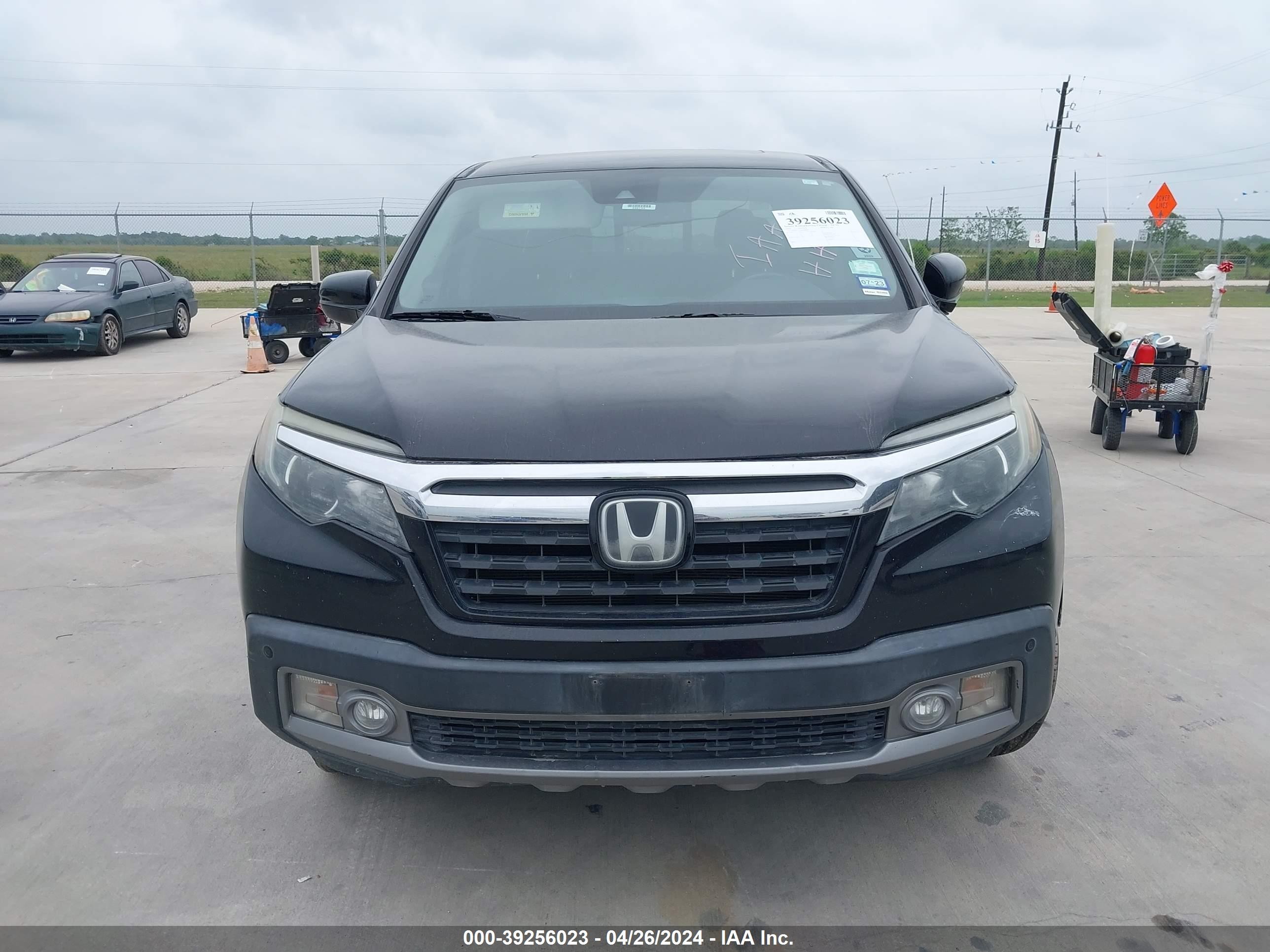 Photo 5 VIN: 5FPYK3F74KB004695 - HONDA RIDGELINE 