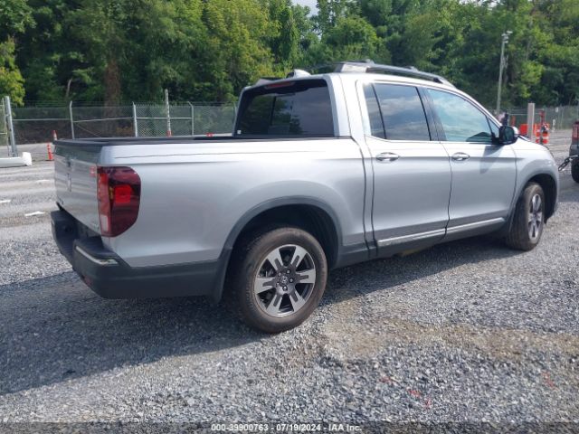 Photo 3 VIN: 5FPYK3F75KB002700 - HONDA RIDGELINE 