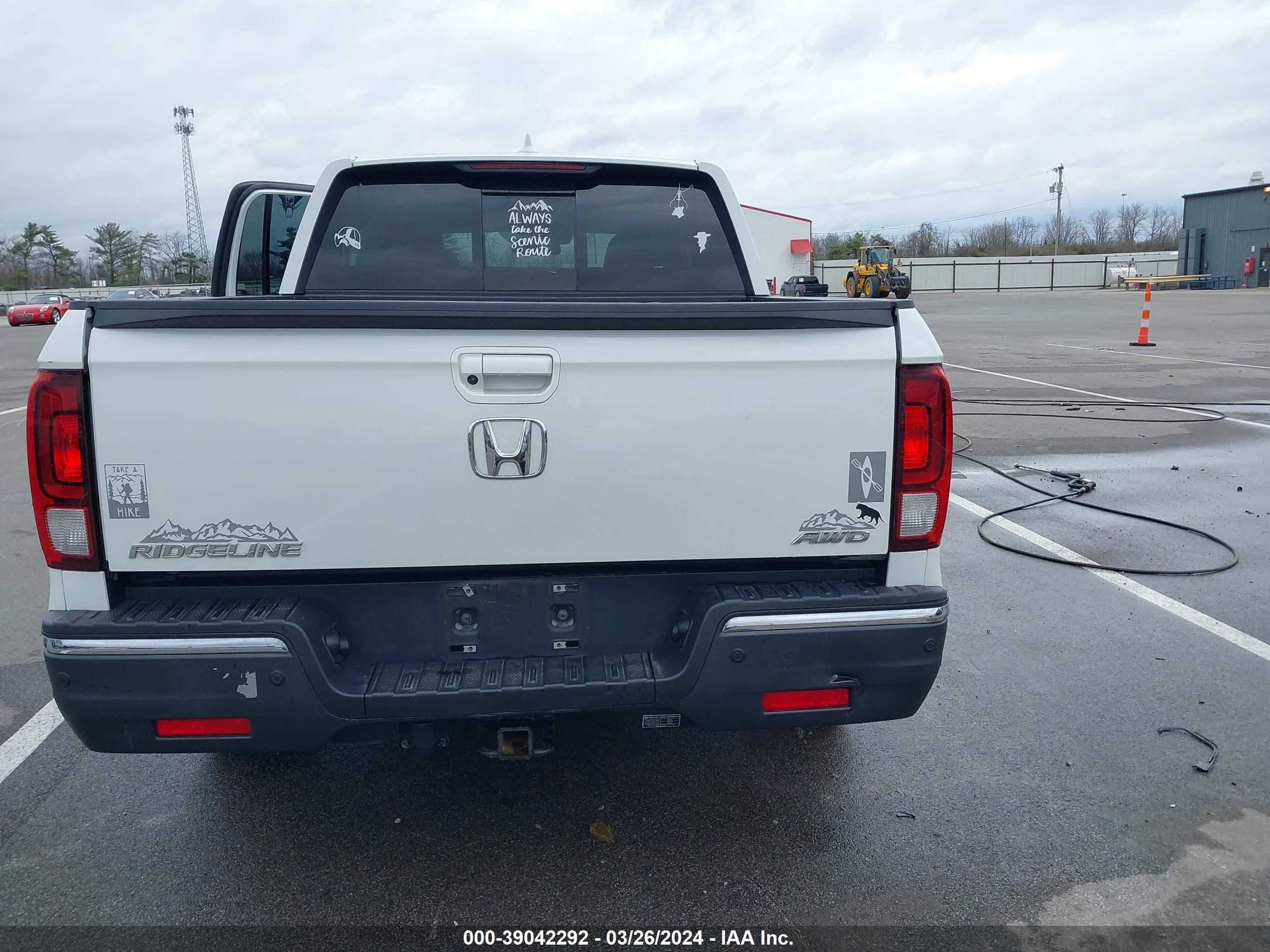 Photo 16 VIN: 5FPYK3F75LB000866 - HONDA RIDGELINE 