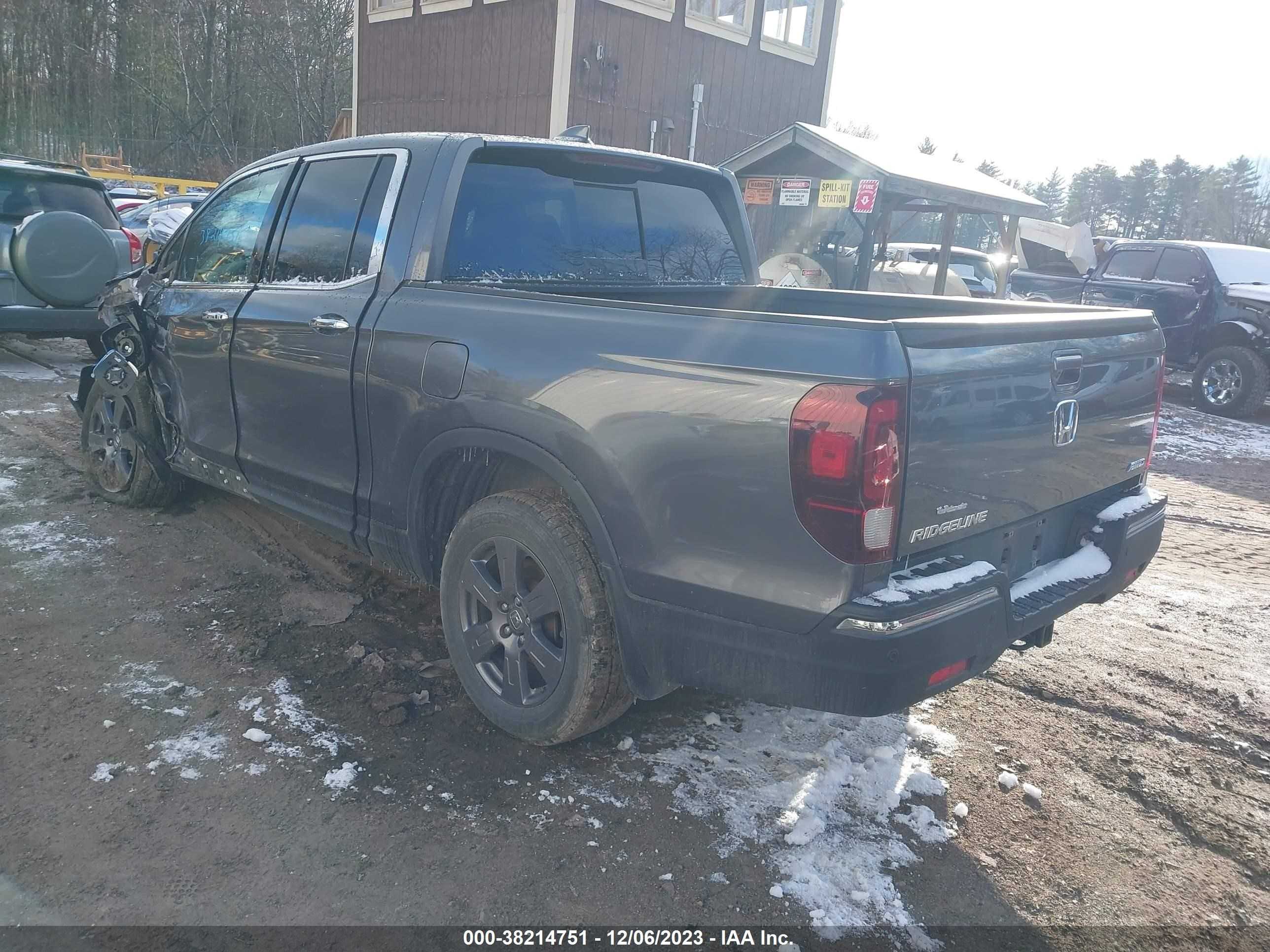 Photo 2 VIN: 5FPYK3F75LB012869 - HONDA RIDGELINE 