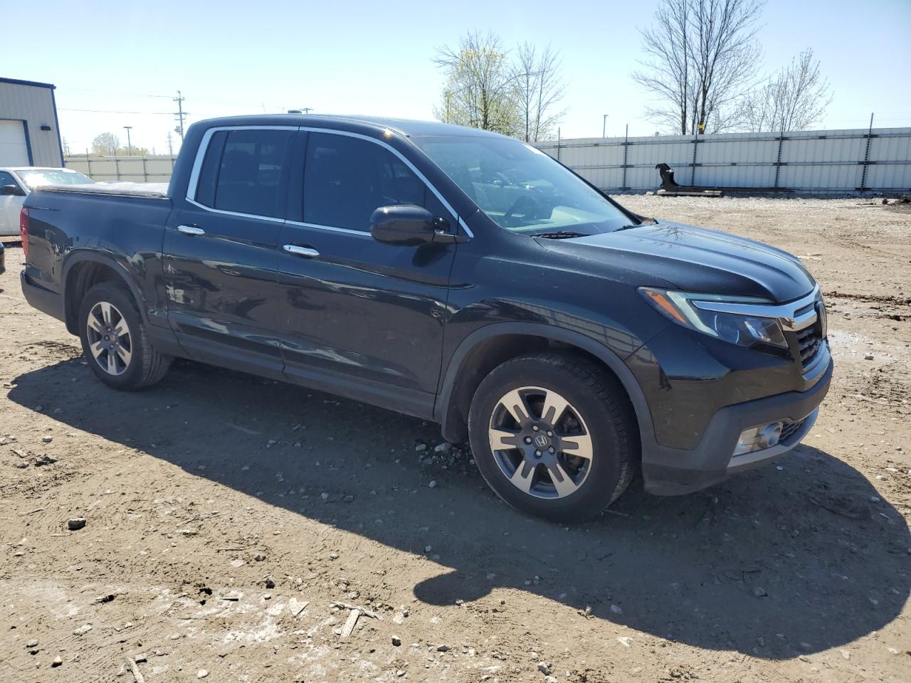 Photo 3 VIN: 5FPYK3F76JB014174 - HONDA RIDGELINE 