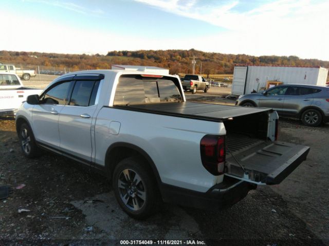 Photo 2 VIN: 5FPYK3F78HB004014 - HONDA RIDGELINE 