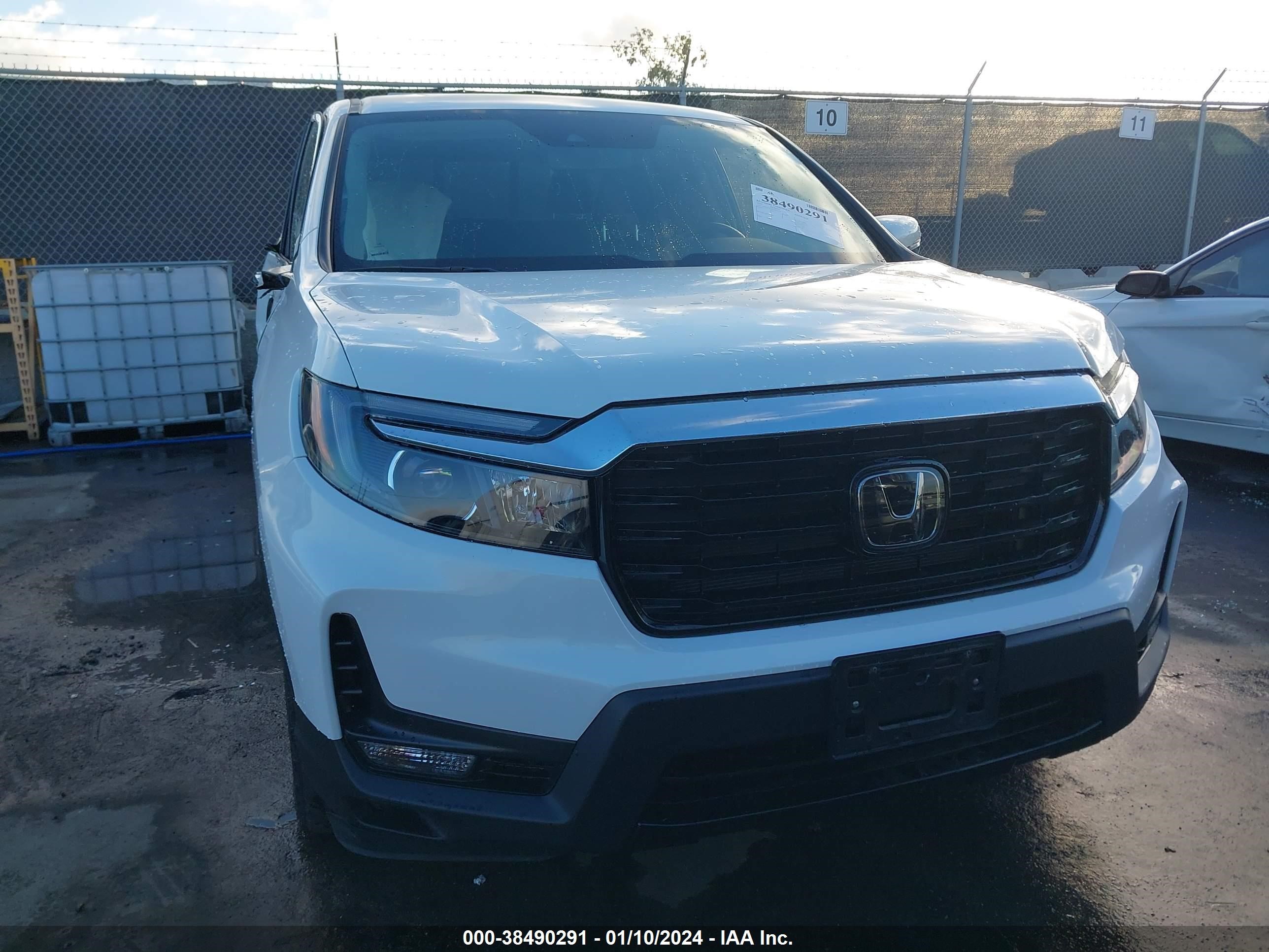 Photo 11 VIN: 5FPYK3F78NB034139 - HONDA RIDGELINE 