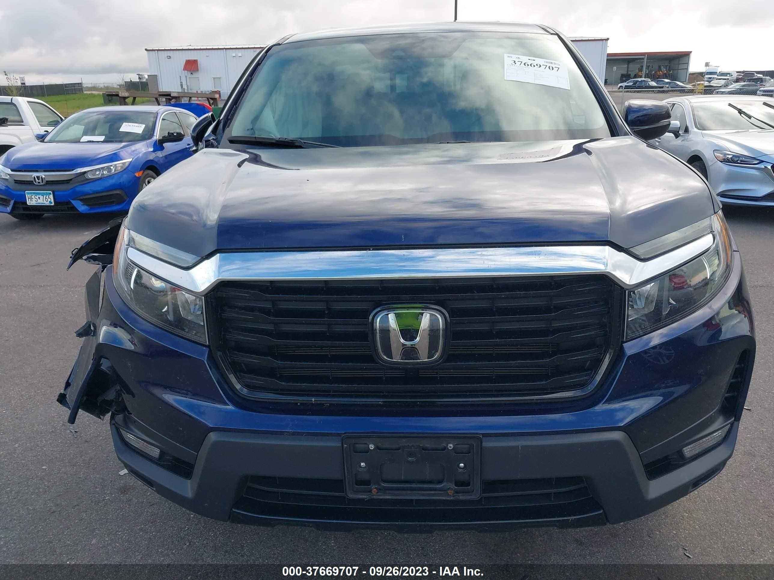 Photo 10 VIN: 5FPYK3F7XNB026768 - HONDA RIDGELINE 