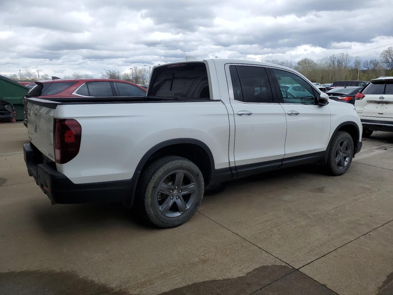 Photo 2 VIN: 5FPYK3F7XNB026950 - HONDA RIDGELINE 