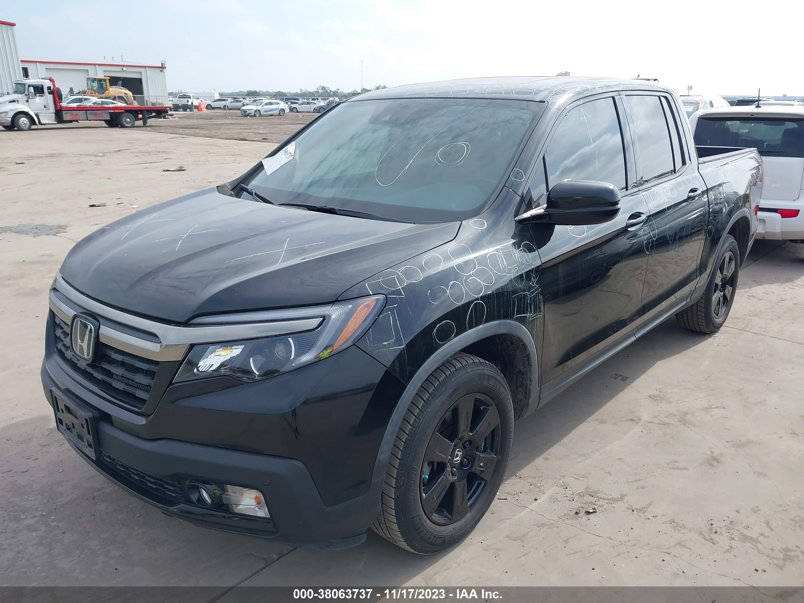 Photo 1 VIN: 5FPYK3F82JB010759 - HONDA RIDGELINE 