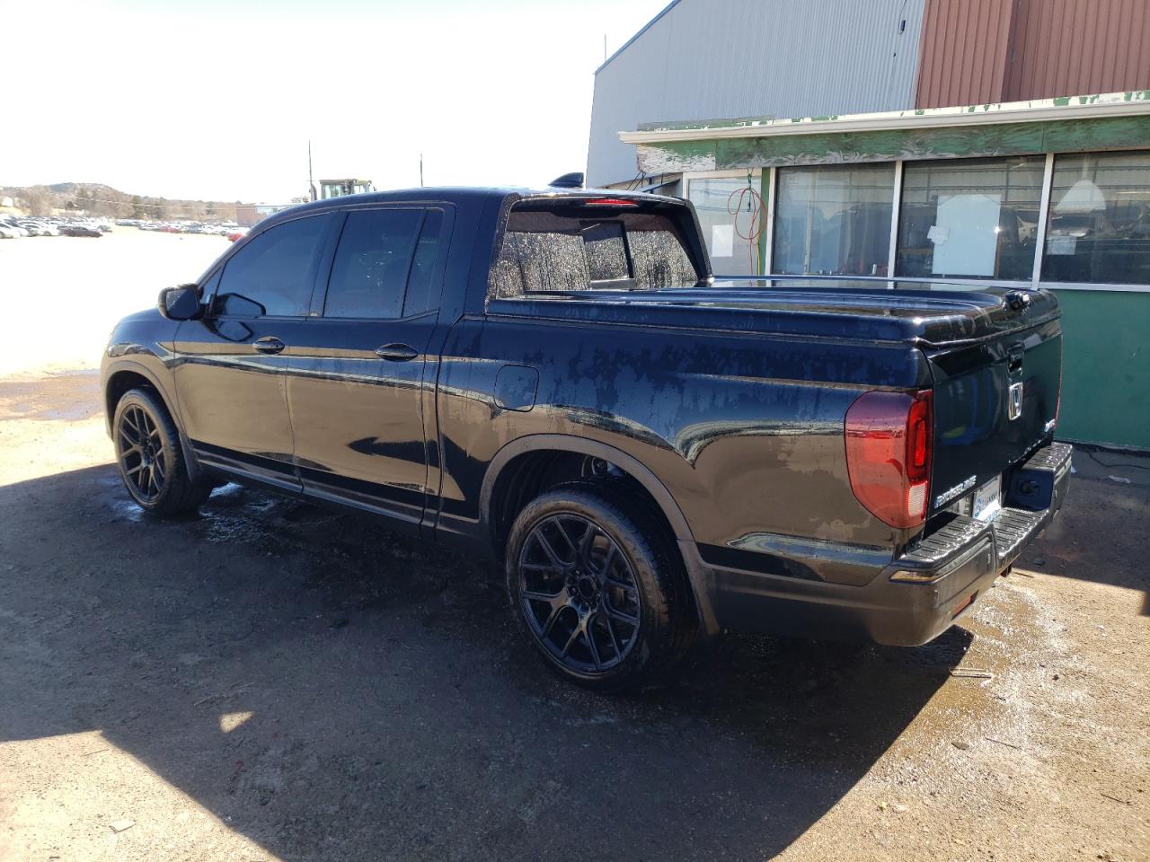 Photo 1 VIN: 5FPYK3F8XJB013313 - HONDA RIDGELINE 