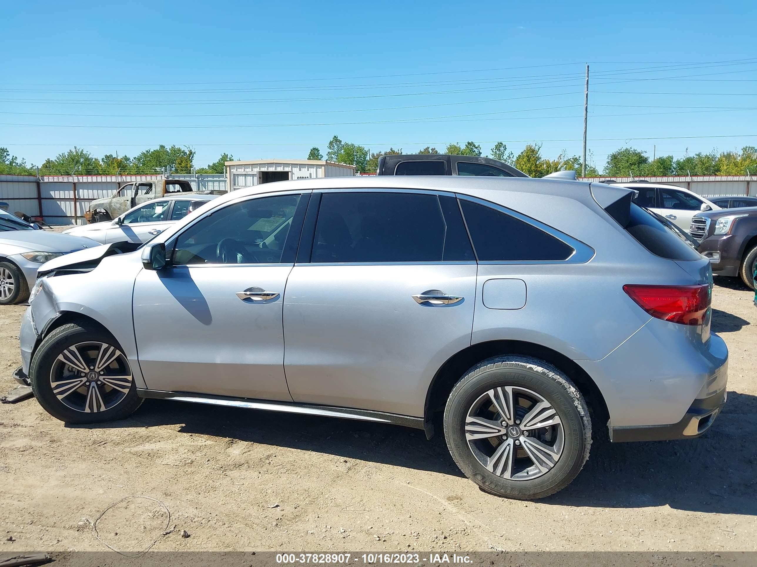 Photo 13 VIN: 5FRYD4H3XHB001018 - ACURA MDX 