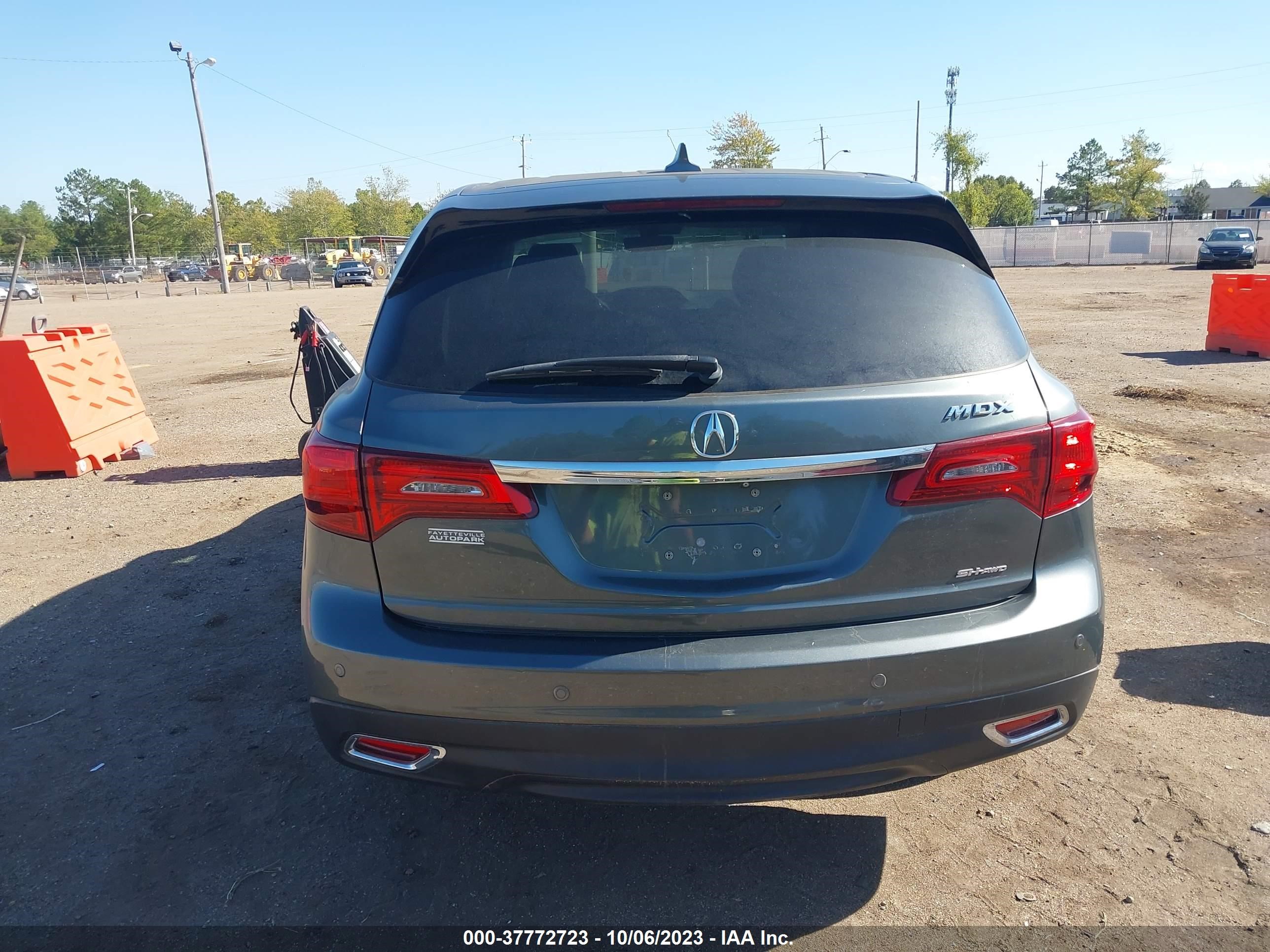 Photo 14 VIN: 5FRYD4H4XGB008882 - ACURA MDX 