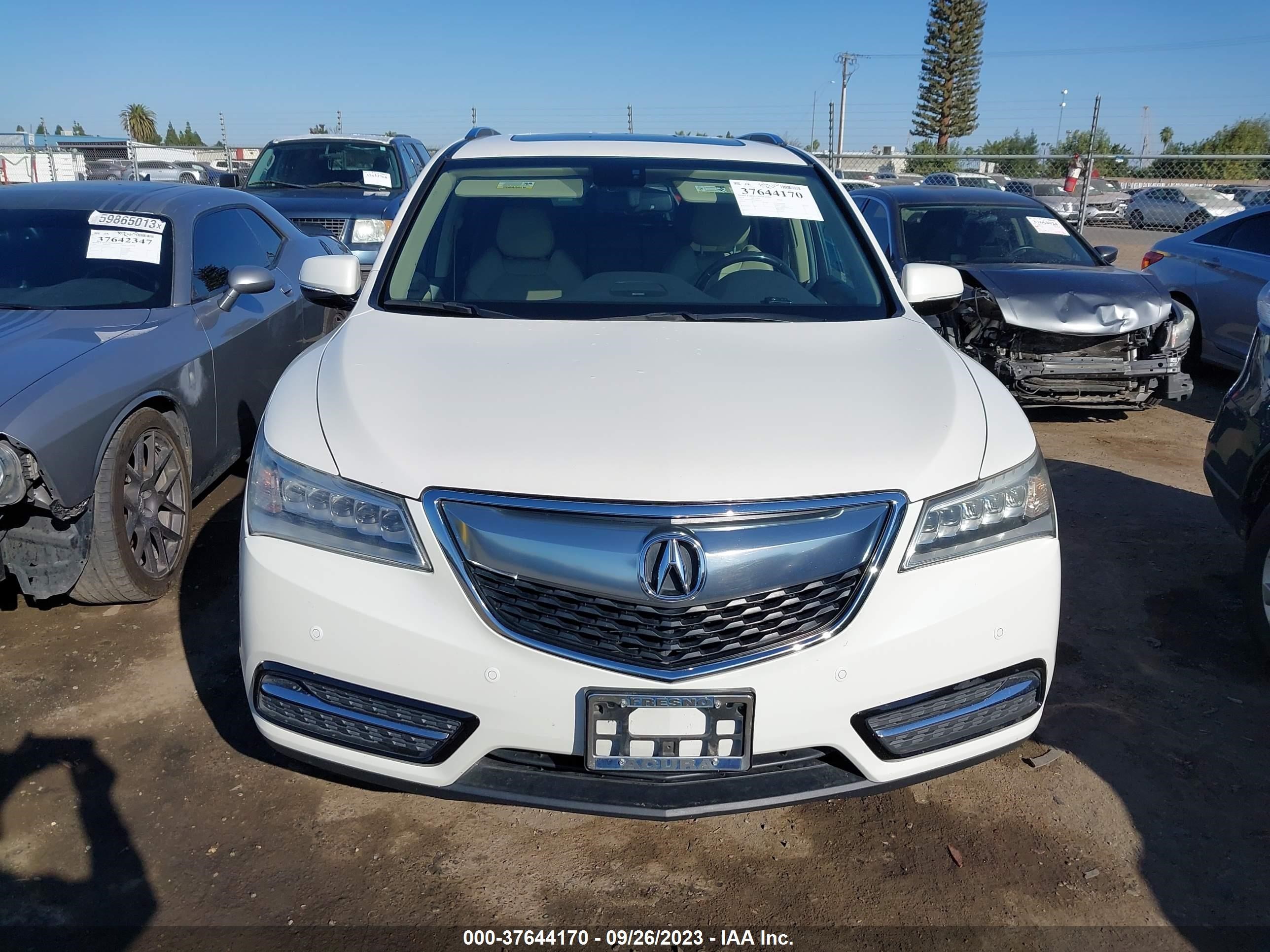 Photo 11 VIN: 5FRYD4H85EB001919 - ACURA MDX 