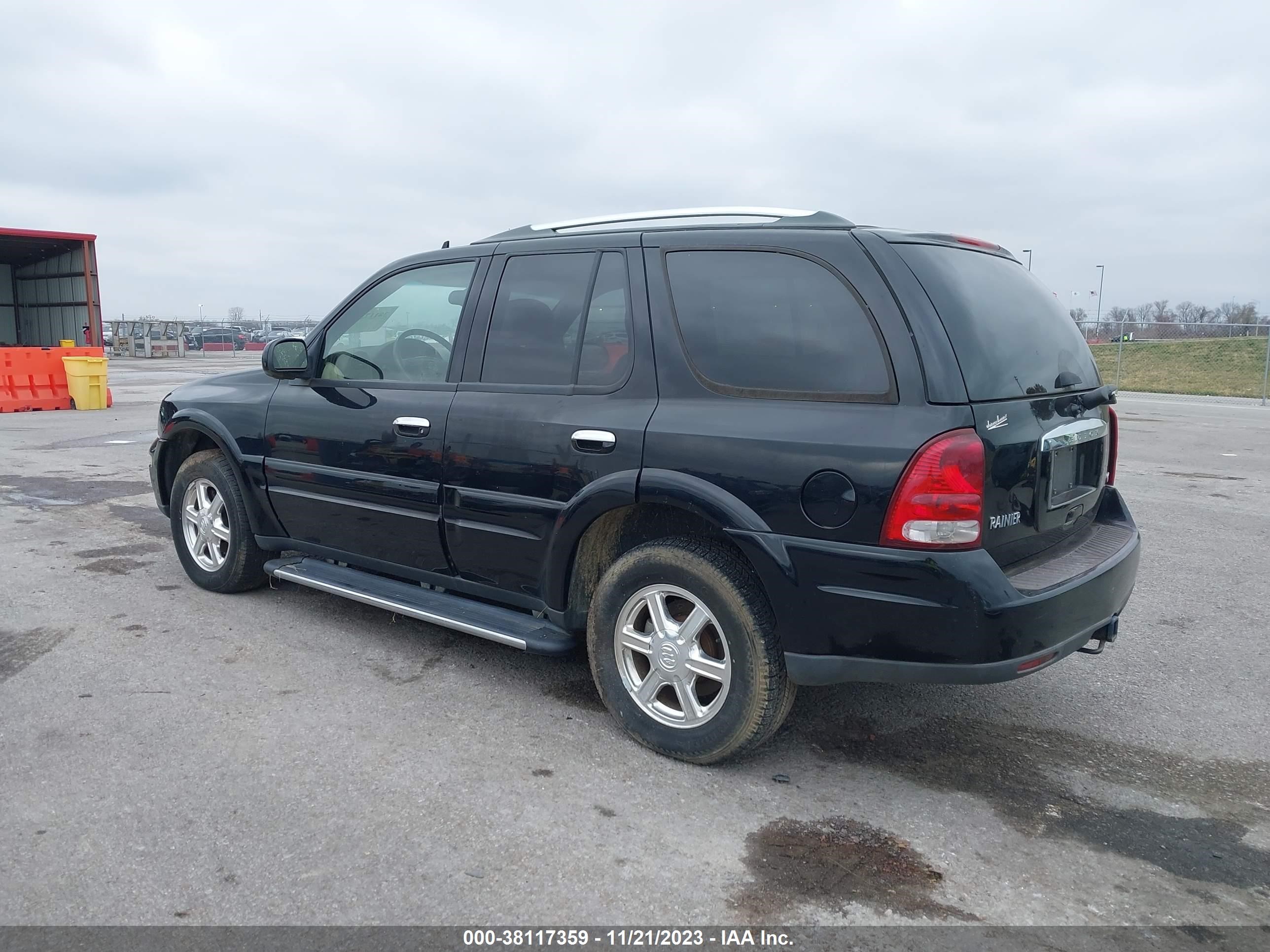 Photo 2 VIN: 5GADT13S162245805 - BUICK RAINER 