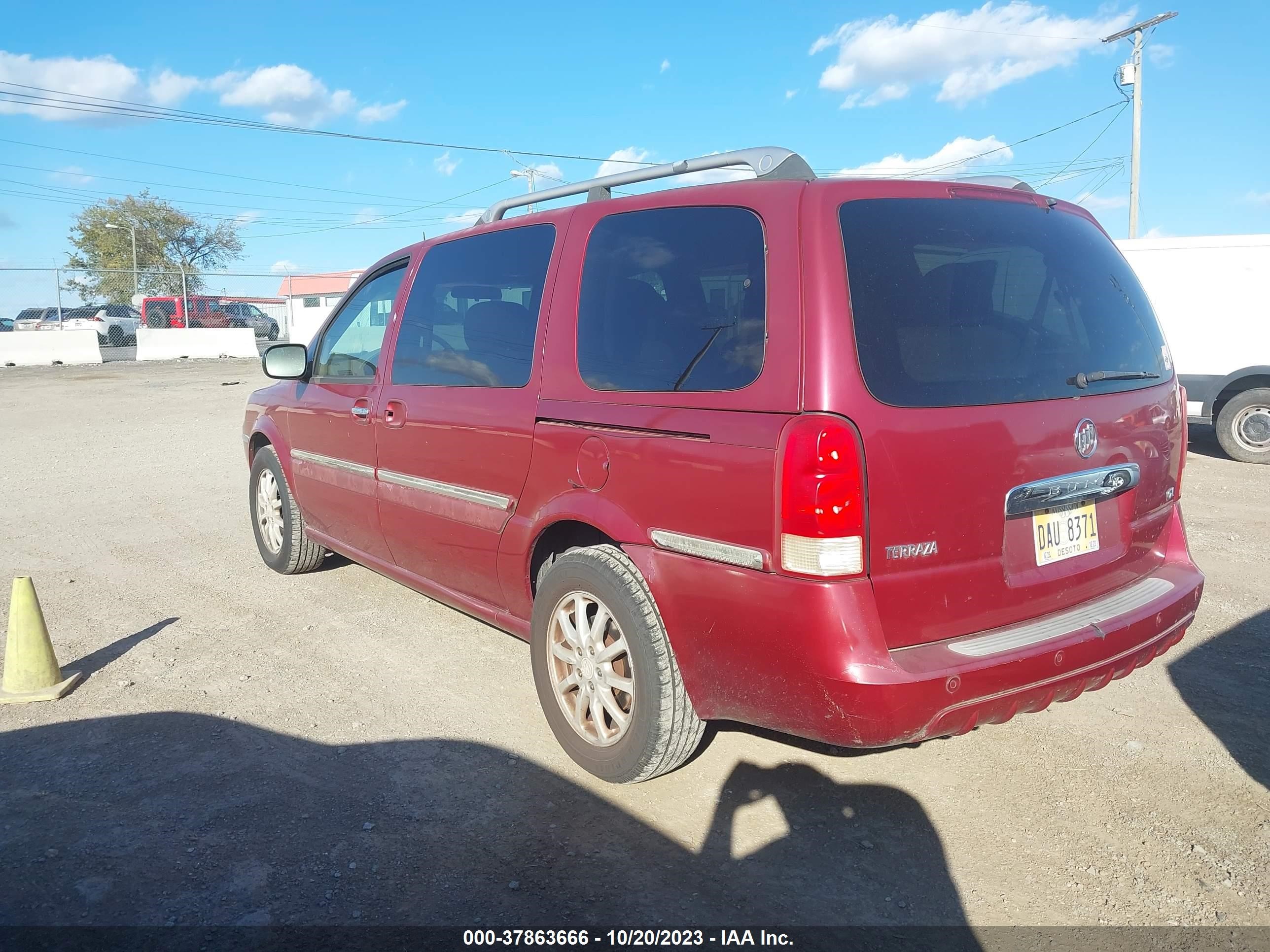 Photo 2 VIN: 5GADV33LX5D257131 - BUICK TERRAZA 