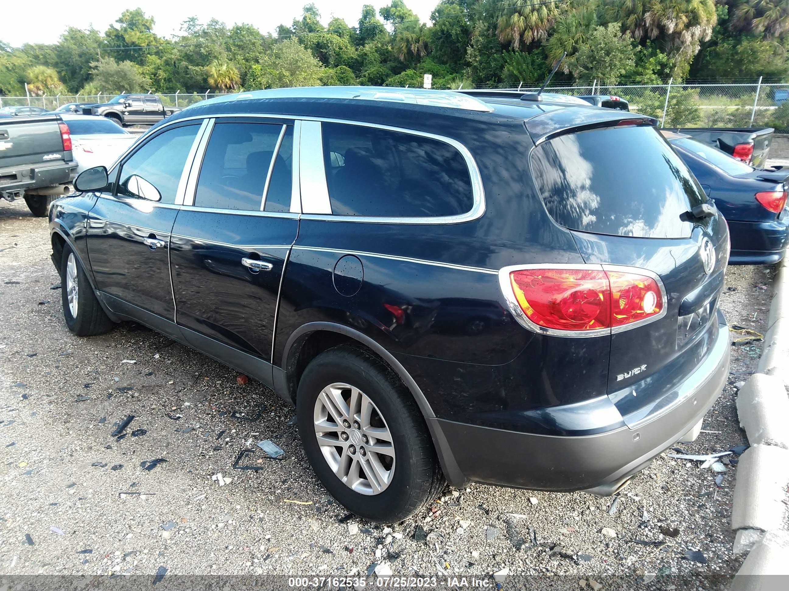 Photo 2 VIN: 5GAER13738J103849 - BUICK ENCLAVE CX 