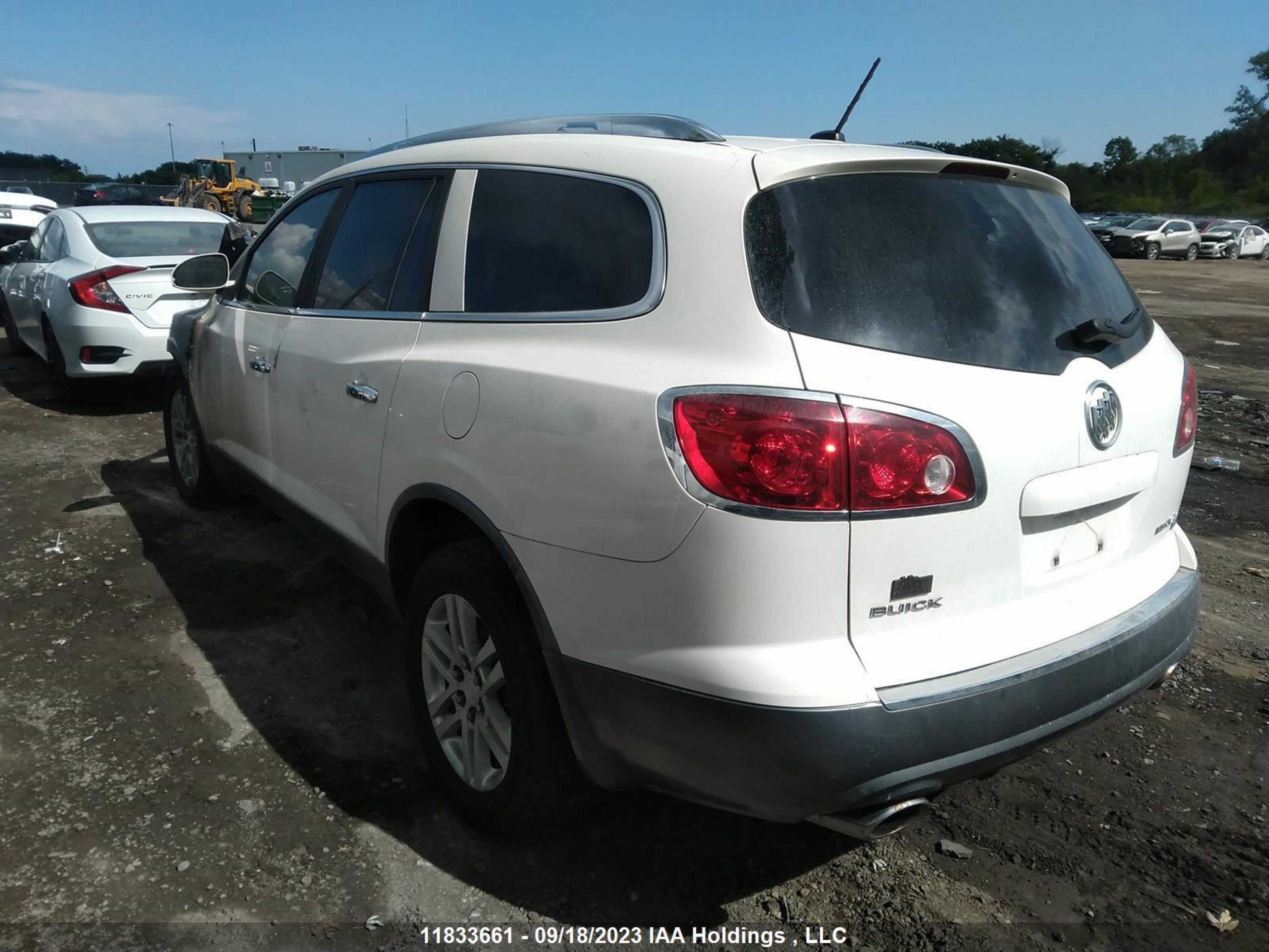 Photo 2 VIN: 5GAER13738J249801 - BUICK ENCLAVE 