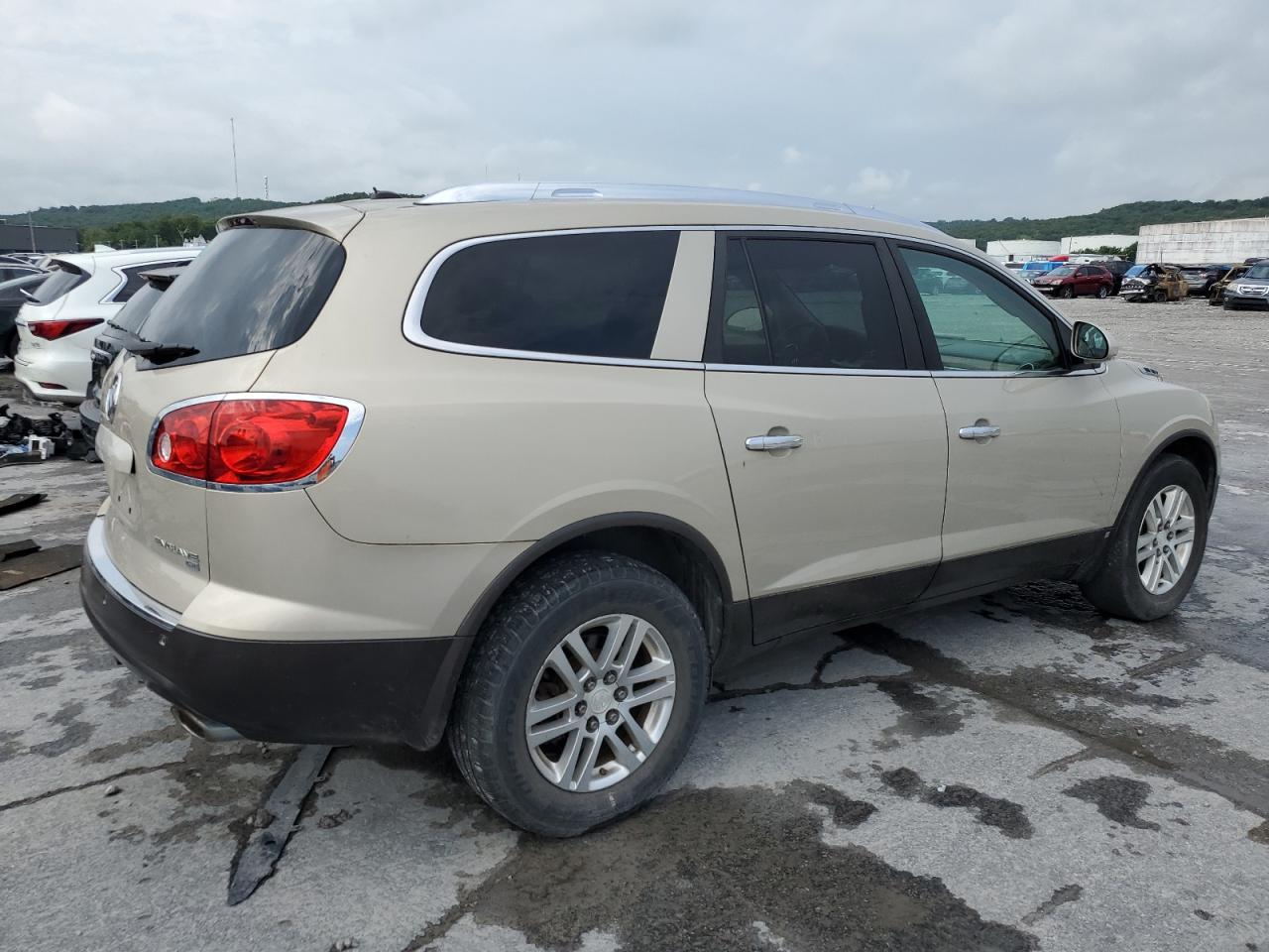 Photo 2 VIN: 5GAER13788J148267 - BUICK ENCLAVE 