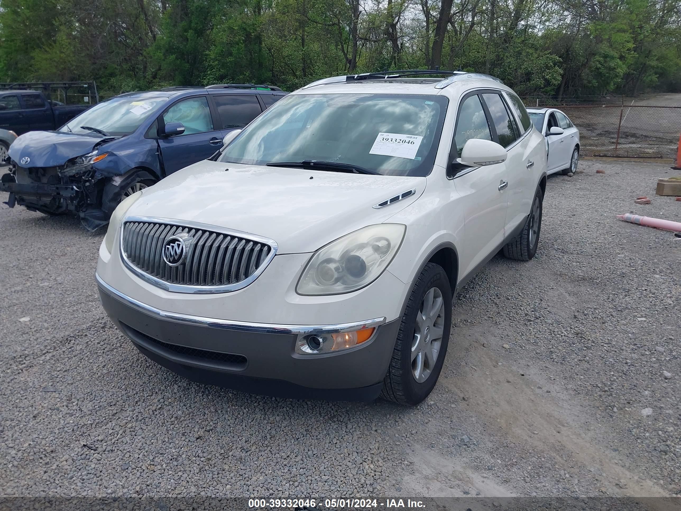 Photo 1 VIN: 5GAER23708J126740 - BUICK ENCLAVE 