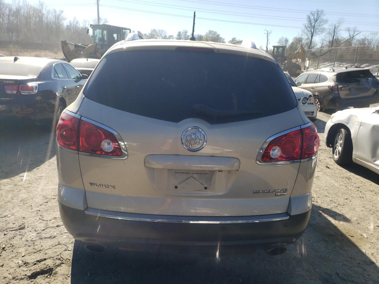 Photo 5 VIN: 5GAER23738J275952 - BUICK ENCLAVE 