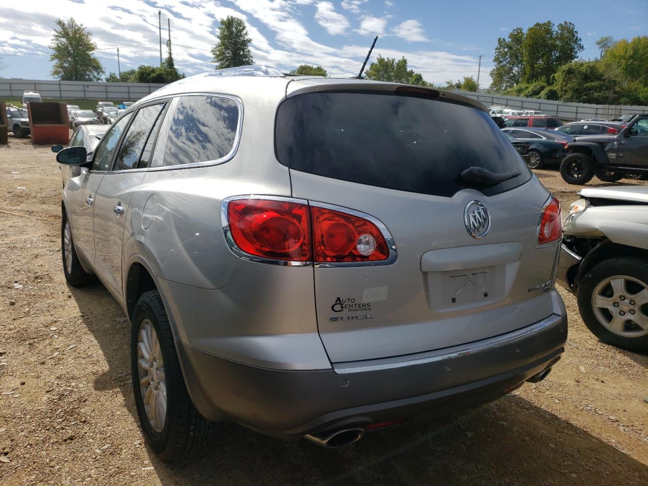 Photo 1 VIN: 5GAER23798J292657 - BUICK ENCLAVE 