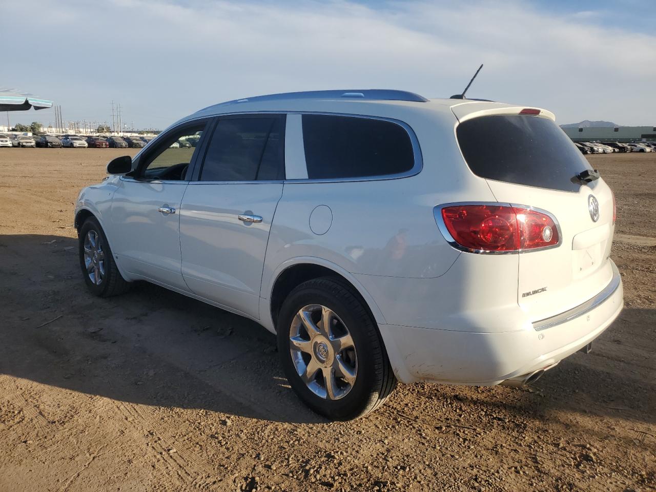 Photo 1 VIN: 5GAER237X8J301804 - BUICK ENCLAVE 