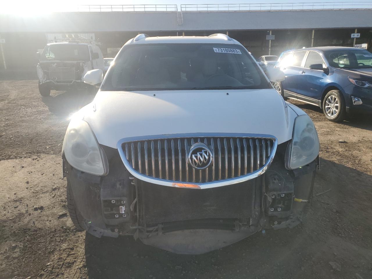 Photo 4 VIN: 5GAER237X8J301804 - BUICK ENCLAVE 