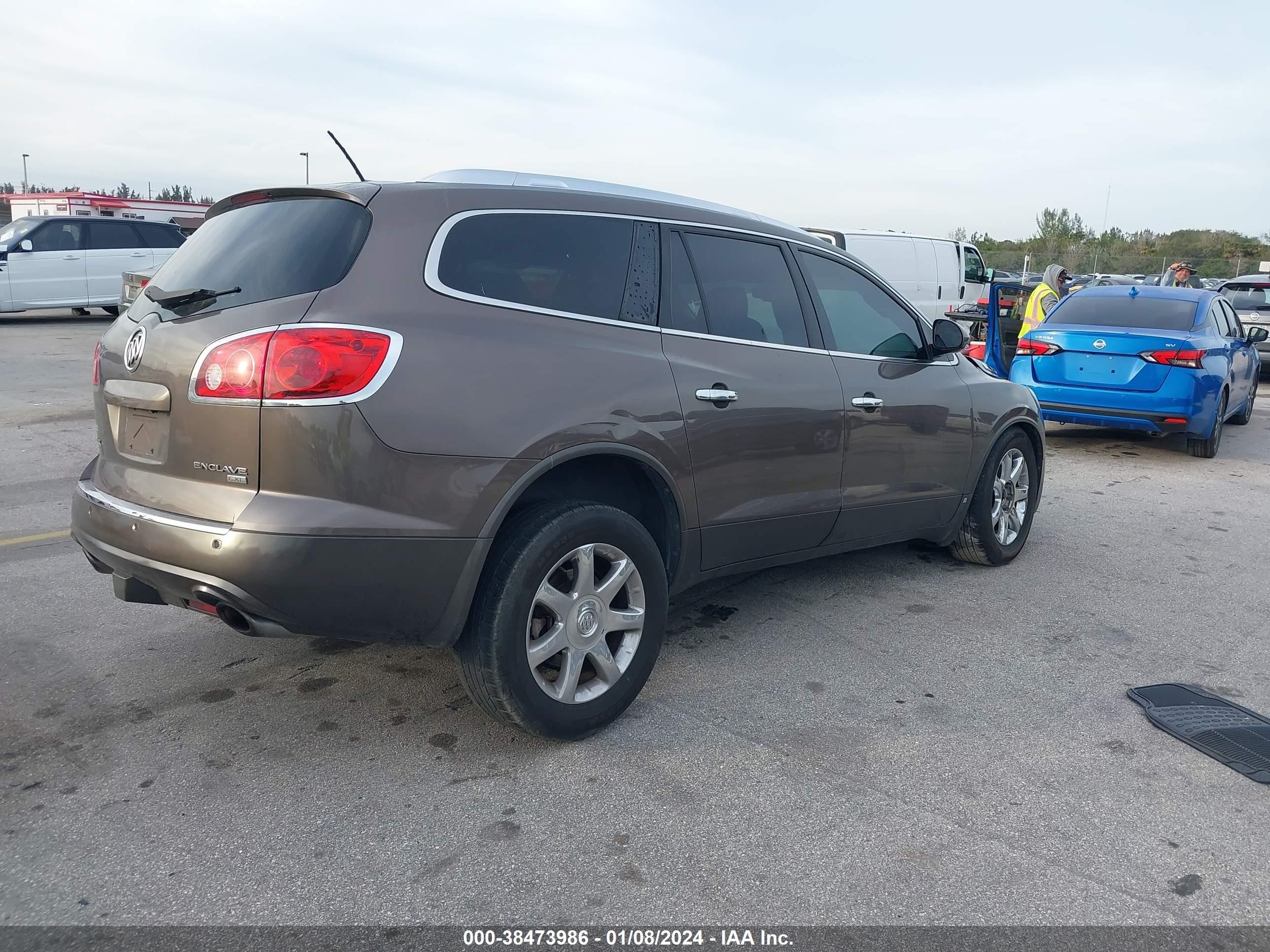 Photo 3 VIN: 5GAER23D09J103160 - BUICK ENCLAVE 