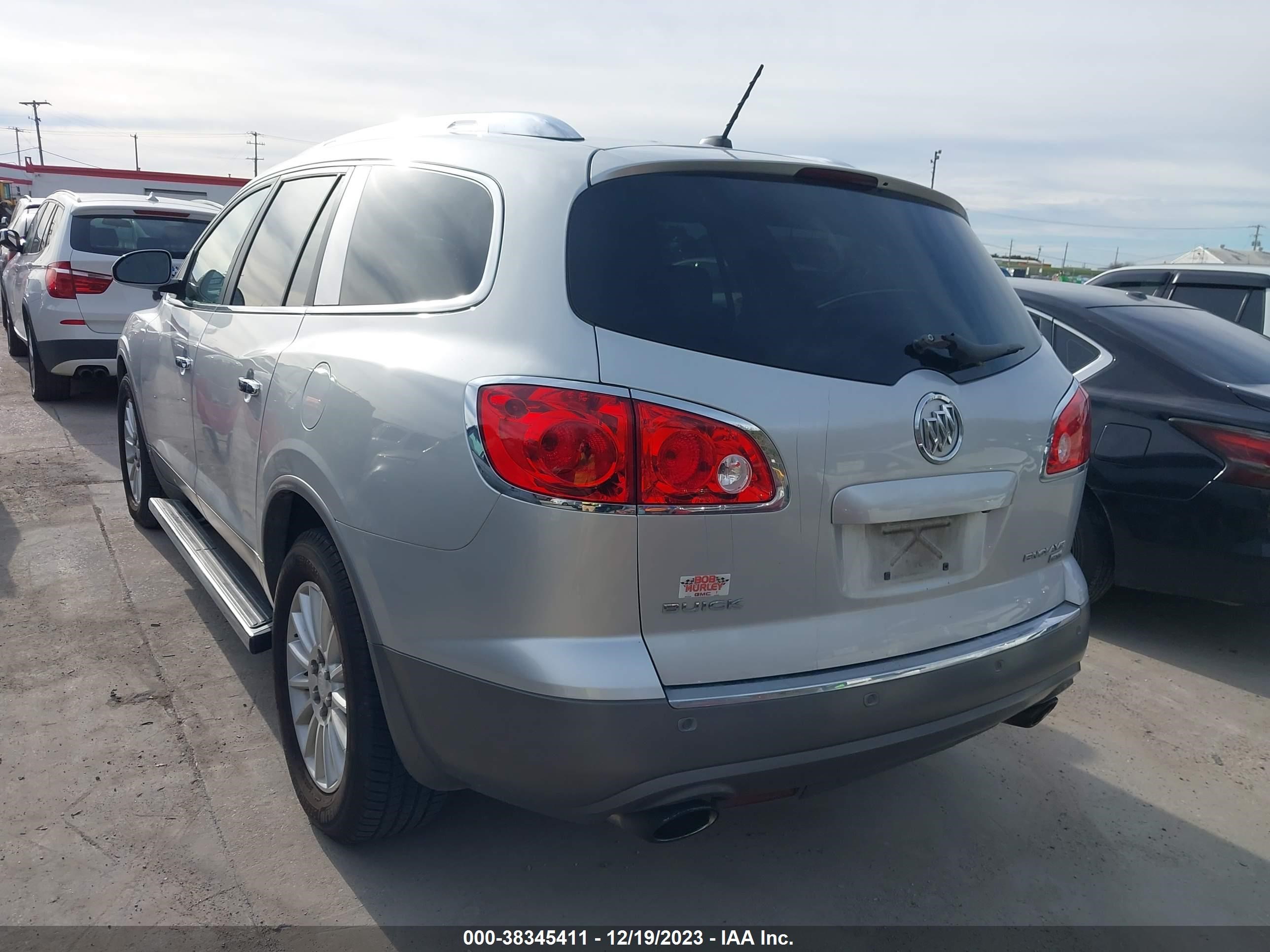 Photo 2 VIN: 5GAER23D09J200956 - BUICK ENCLAVE 