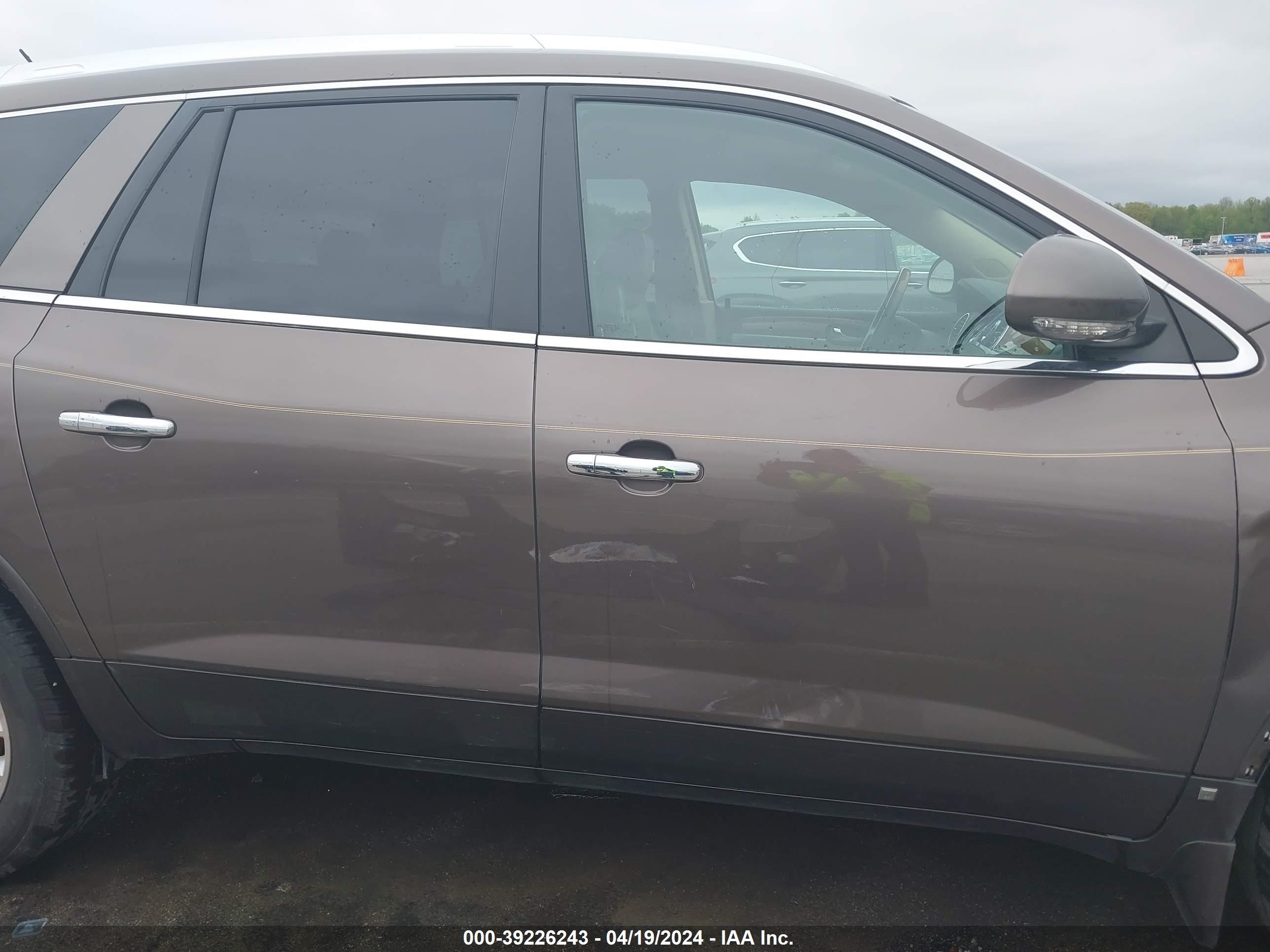 Photo 13 VIN: 5GAER23D49J173115 - BUICK ENCLAVE 