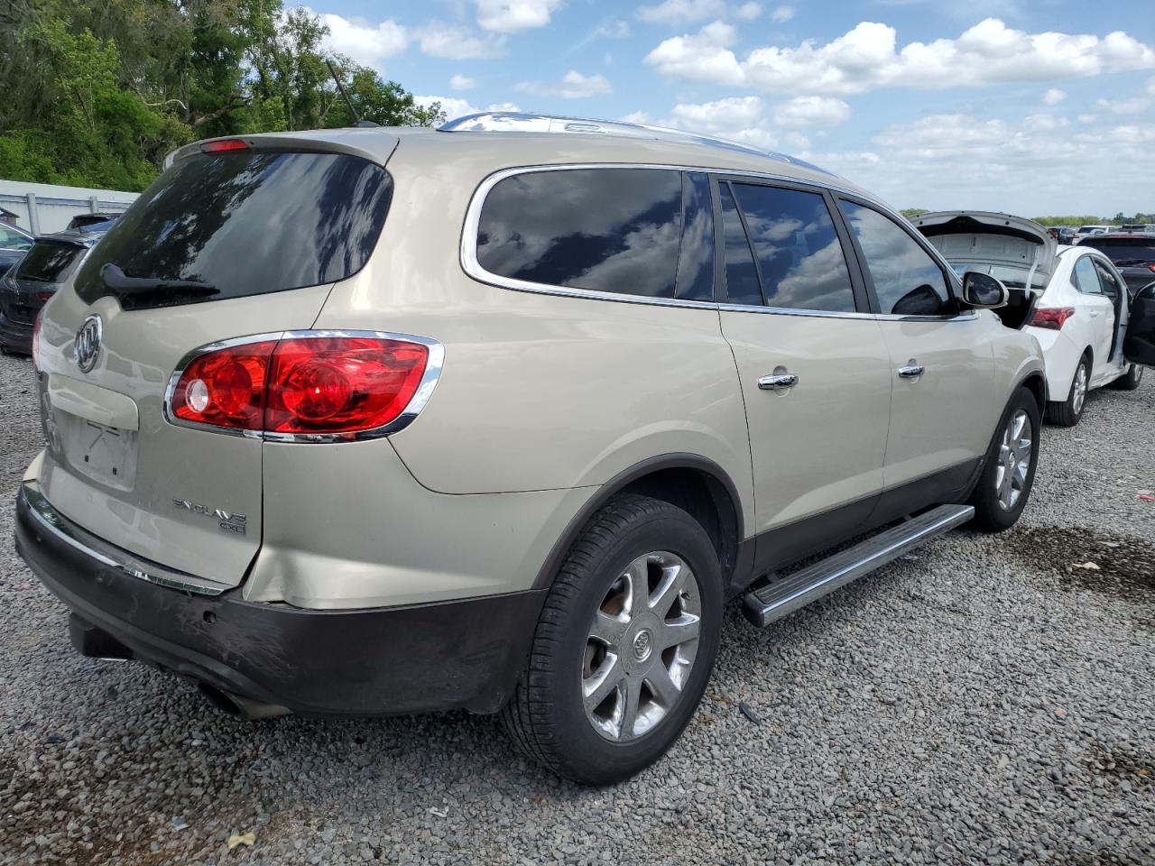 Photo 2 VIN: 5GAER23D99J155855 - BUICK ENCLAVE 