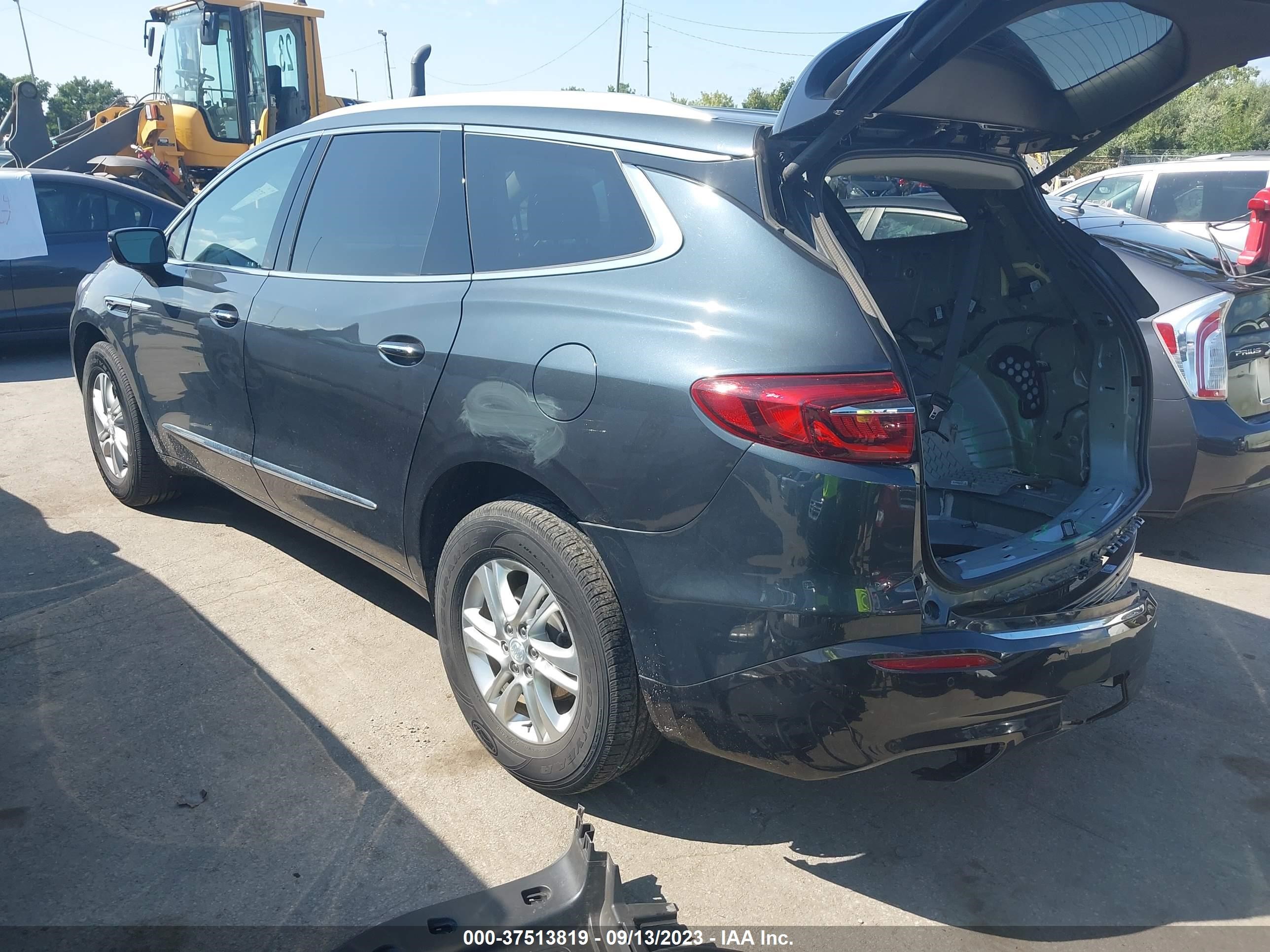 Photo 2 VIN: 5GAERAKW6KJ317587 - BUICK ENCLAVE 