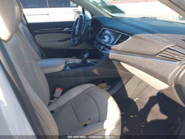 Photo 4 VIN: 5GAERBKW0JJ230952 - BUICK ENCLAVE 