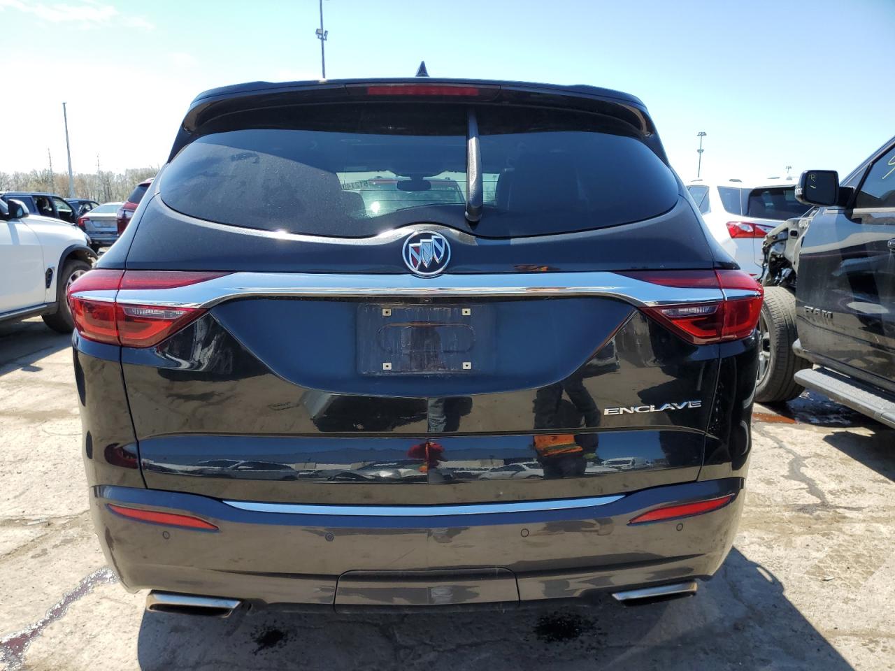 Photo 5 VIN: 5GAERBKW0KJ300032 - BUICK ENCLAVE 