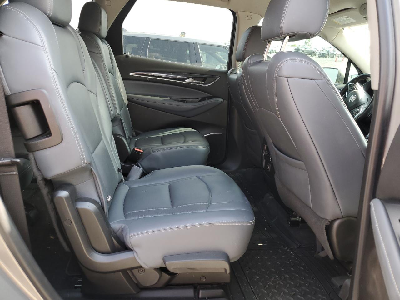 Photo 10 VIN: 5GAERBKW2KJ232963 - BUICK ENCLAVE 