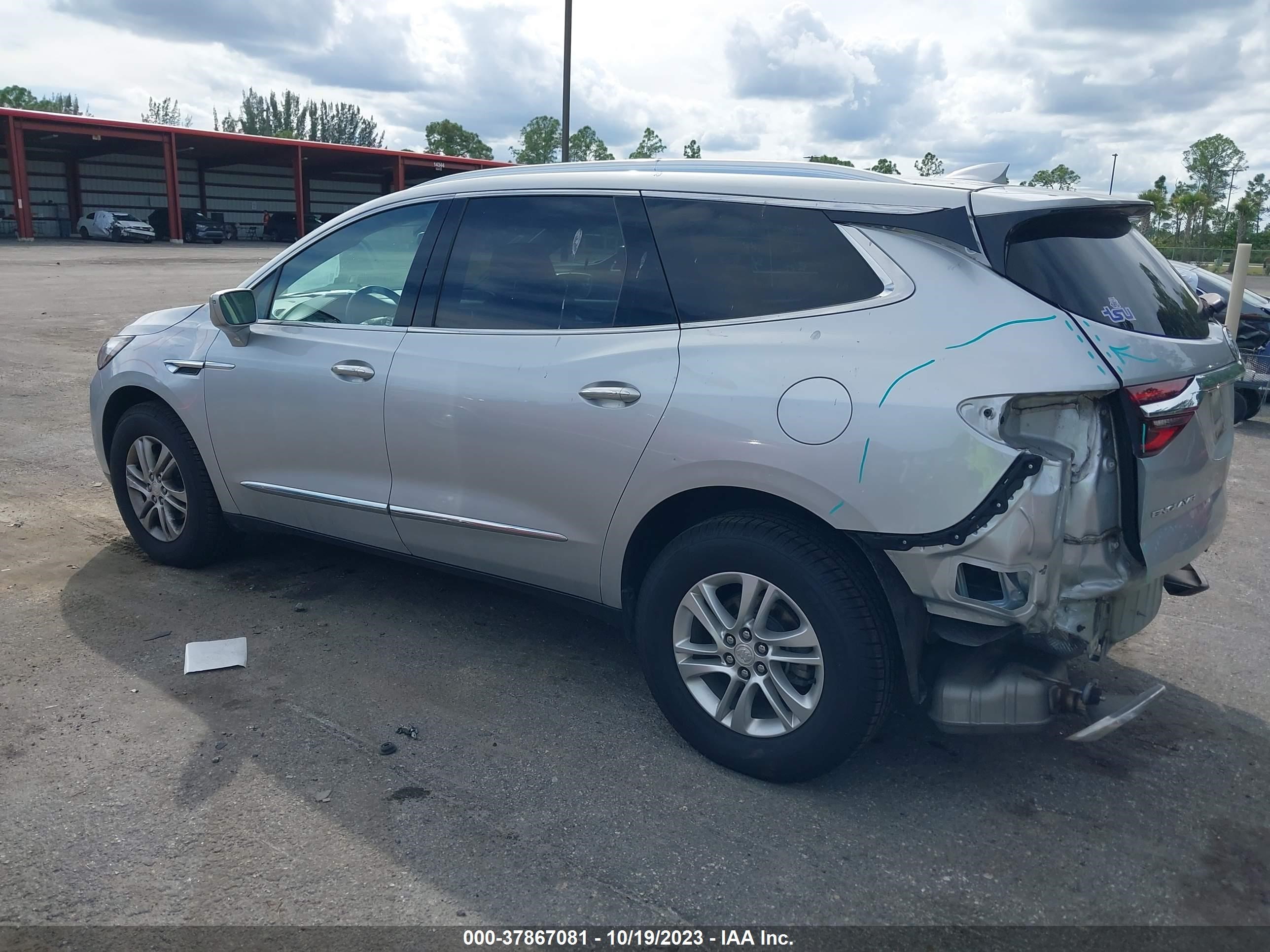 Photo 2 VIN: 5GAERBKW3LJ102692 - BUICK ENCLAVE 