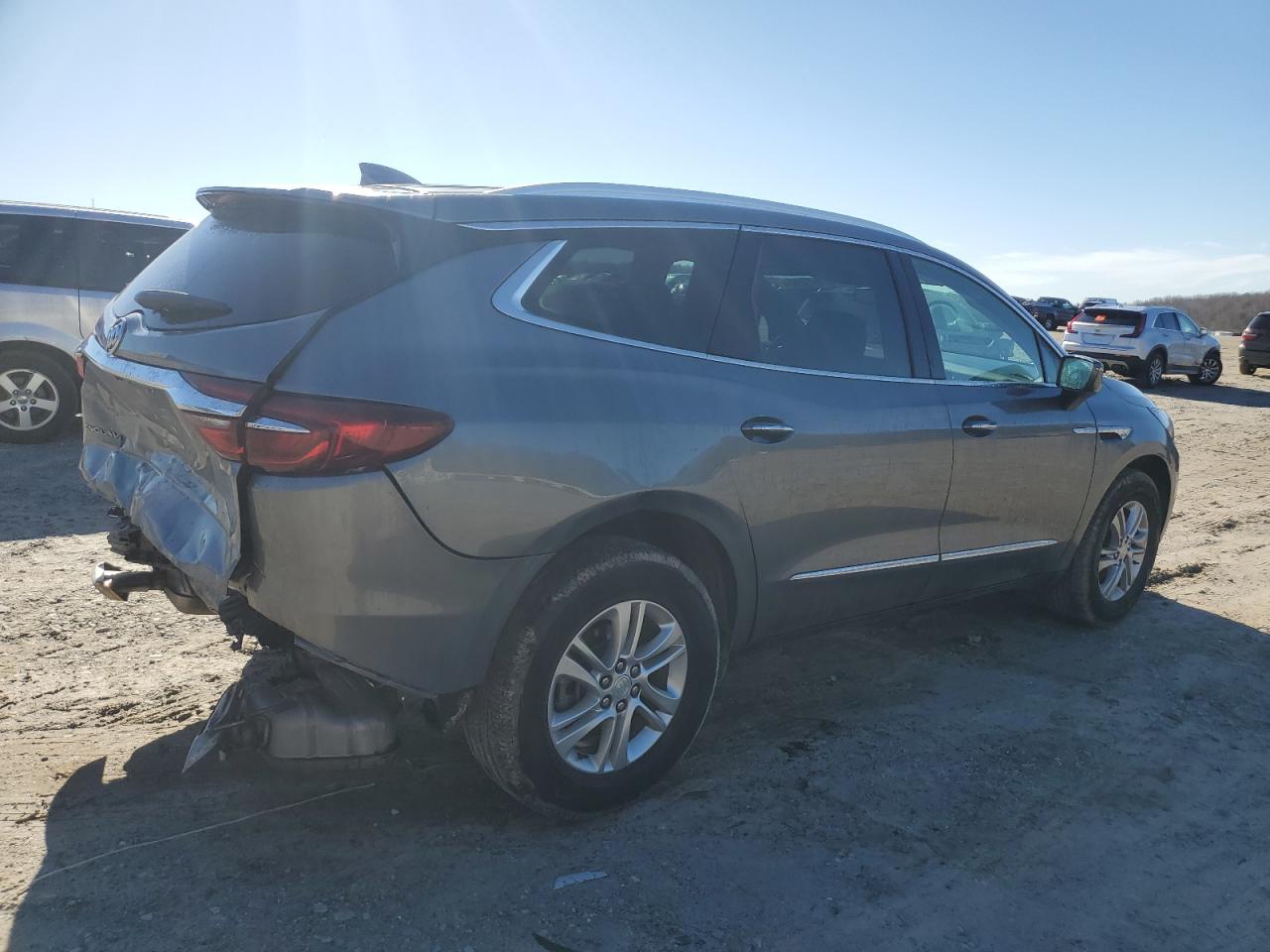 Photo 2 VIN: 5GAERBKW4LJ256926 - BUICK ENCLAVE 