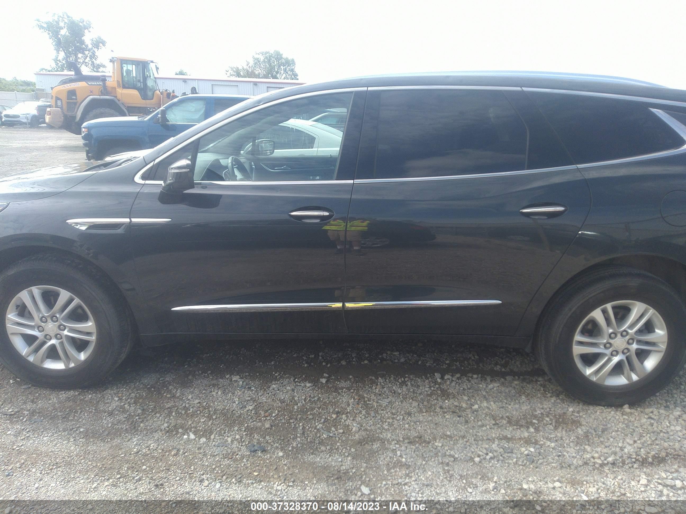 Photo 13 VIN: 5GAERBKW5KJ302732 - BUICK ENCLAVE 