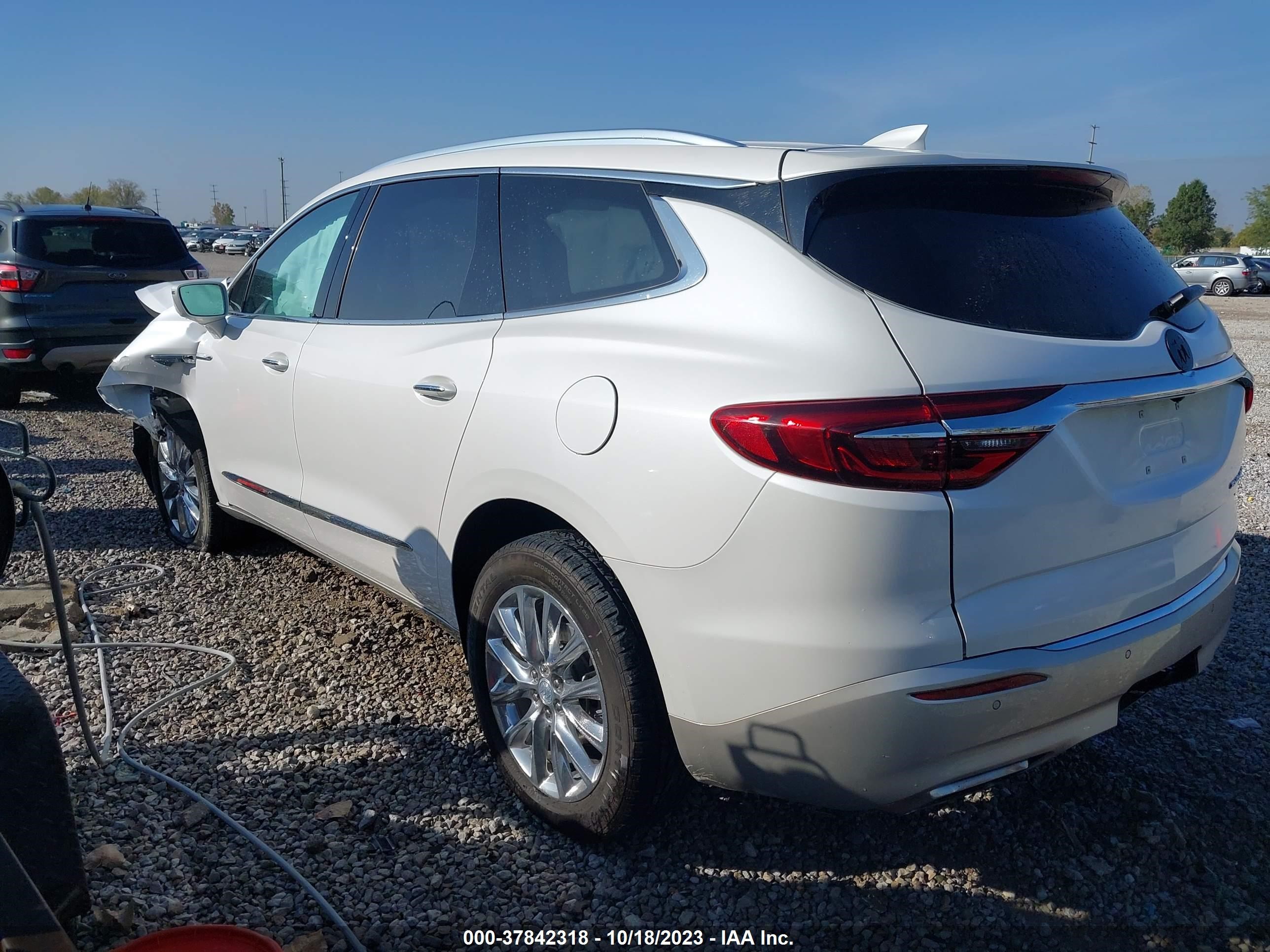 Photo 2 VIN: 5GAERBKW5KJ317392 - BUICK ENCLAVE 