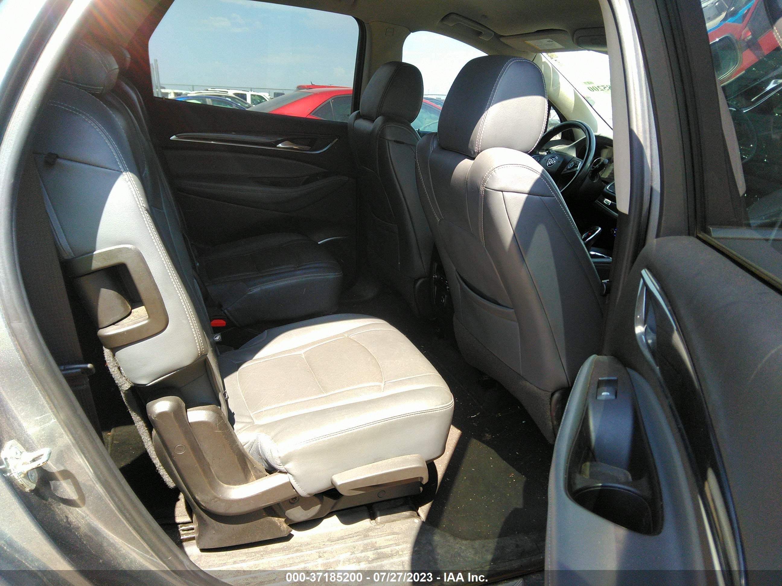 Photo 7 VIN: 5GAERBKW9JJ265747 - BUICK ENCLAVE 