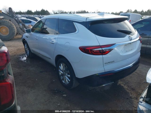 Photo 2 VIN: 5GAERBKW9KJ260890 - BUICK ENCLAVE 