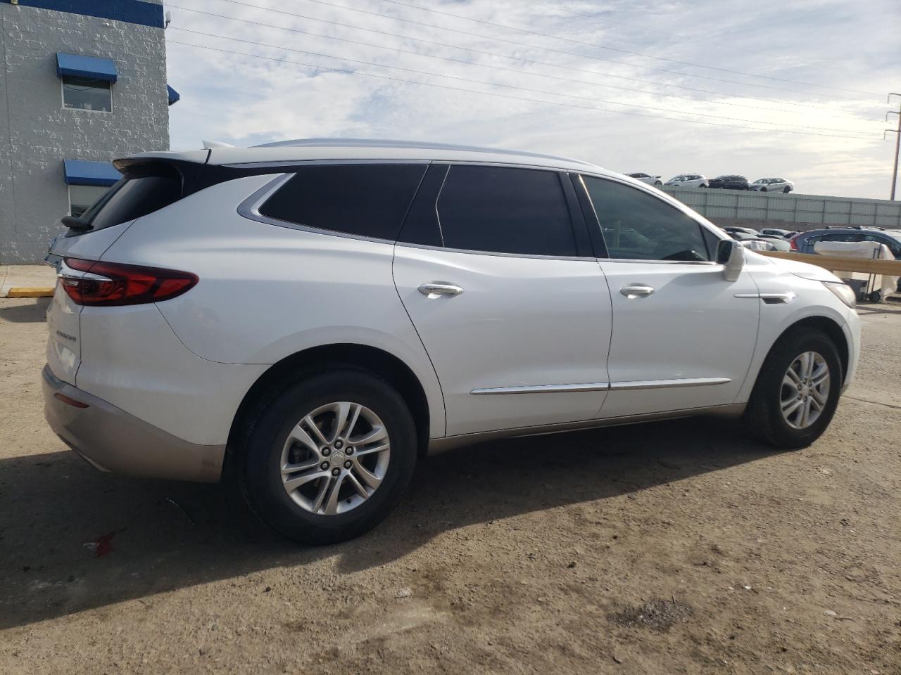 Photo 2 VIN: 5GAERBKW9KJ282226 - BUICK ENCLAVE 