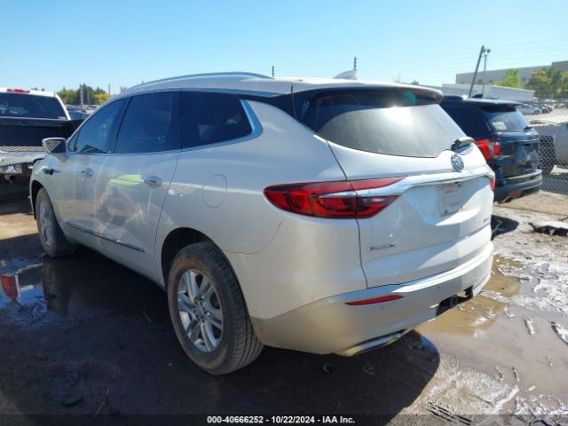 Photo 2 VIN: 5GAERBKWXJJ125772 - BUICK ENCLAVE 