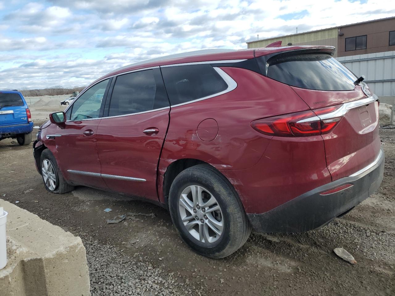 Photo 1 VIN: 5GAERBKWXKJ181342 - BUICK ENCLAVE 