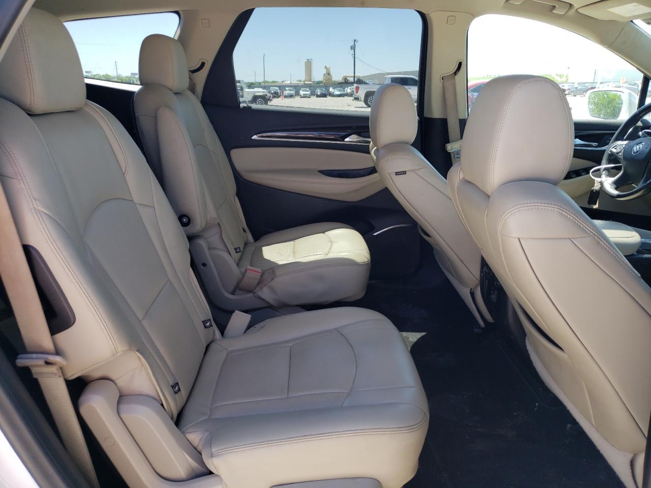 Photo 10 VIN: 5GAERBKWXLJ150402 - BUICK ENCLAVE 