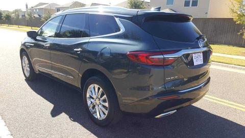 Photo 2 VIN: 5GAERCKW0JJ211050 - BUICK ENCLAVE PR 