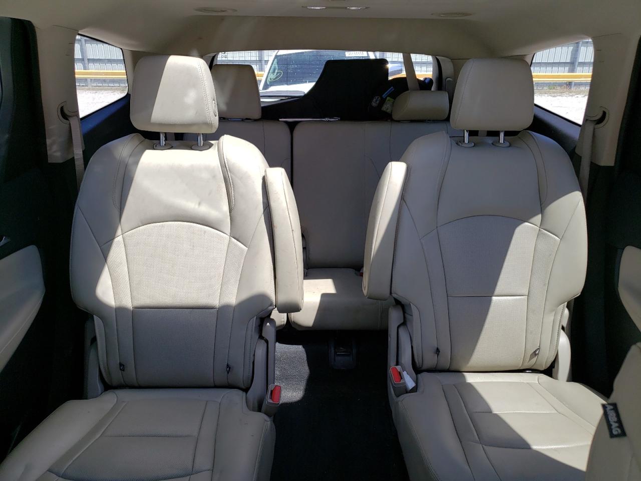 Photo 9 VIN: 5GAERCKW1JJ145205 - BUICK ENCLAVE 