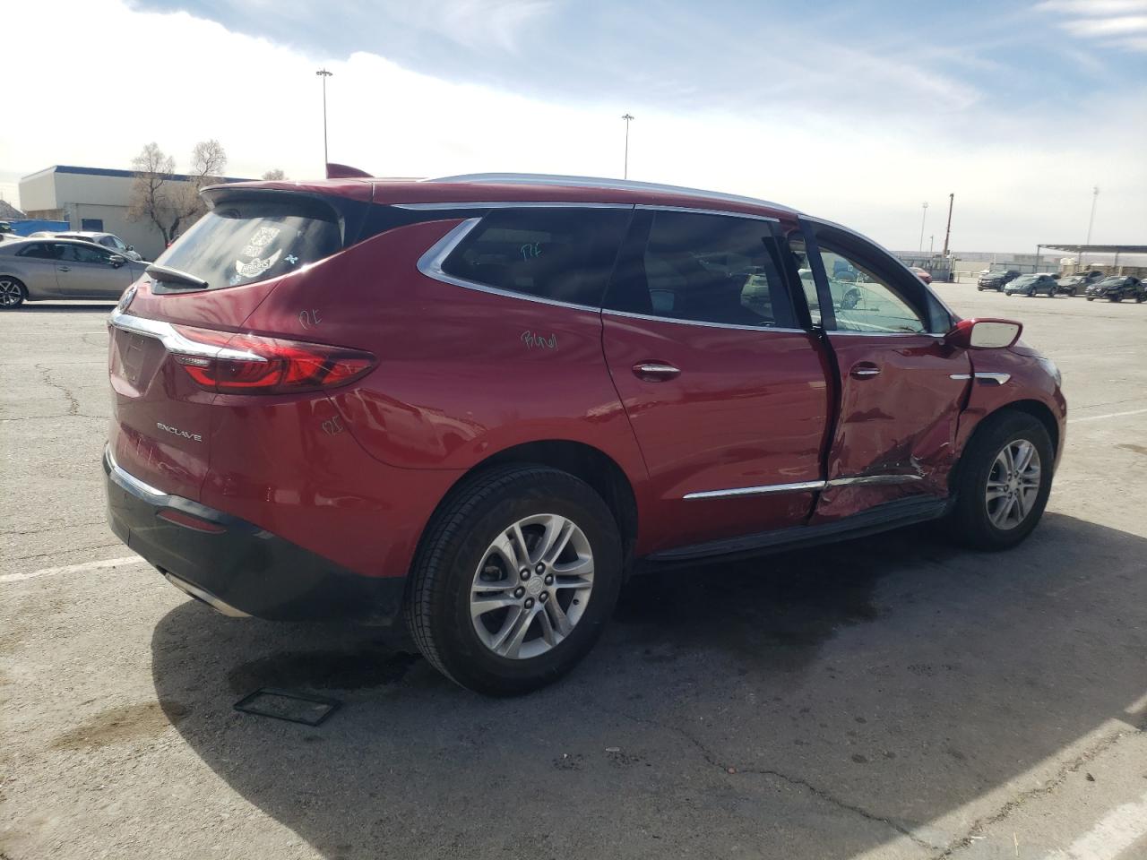 Photo 2 VIN: 5GAERCKW5JJ226126 - BUICK ENCLAVE 