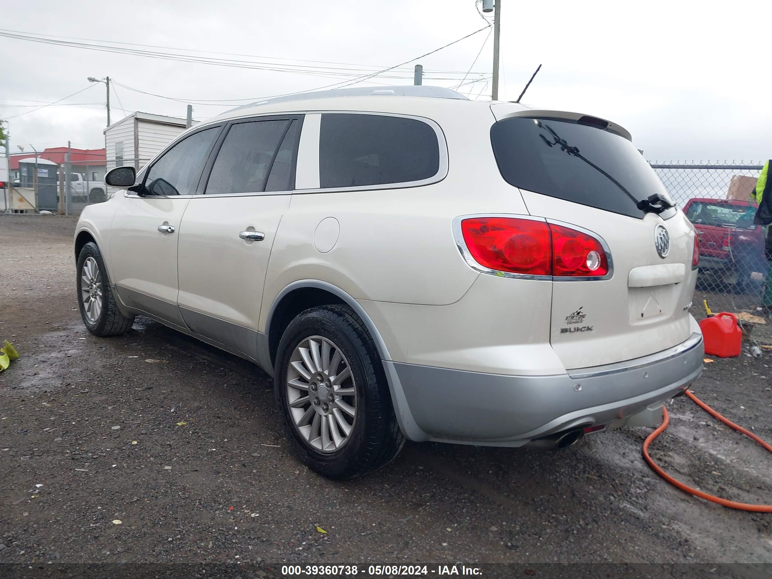 Photo 2 VIN: 5GAEV23728J204219 - BUICK ENCLAVE 