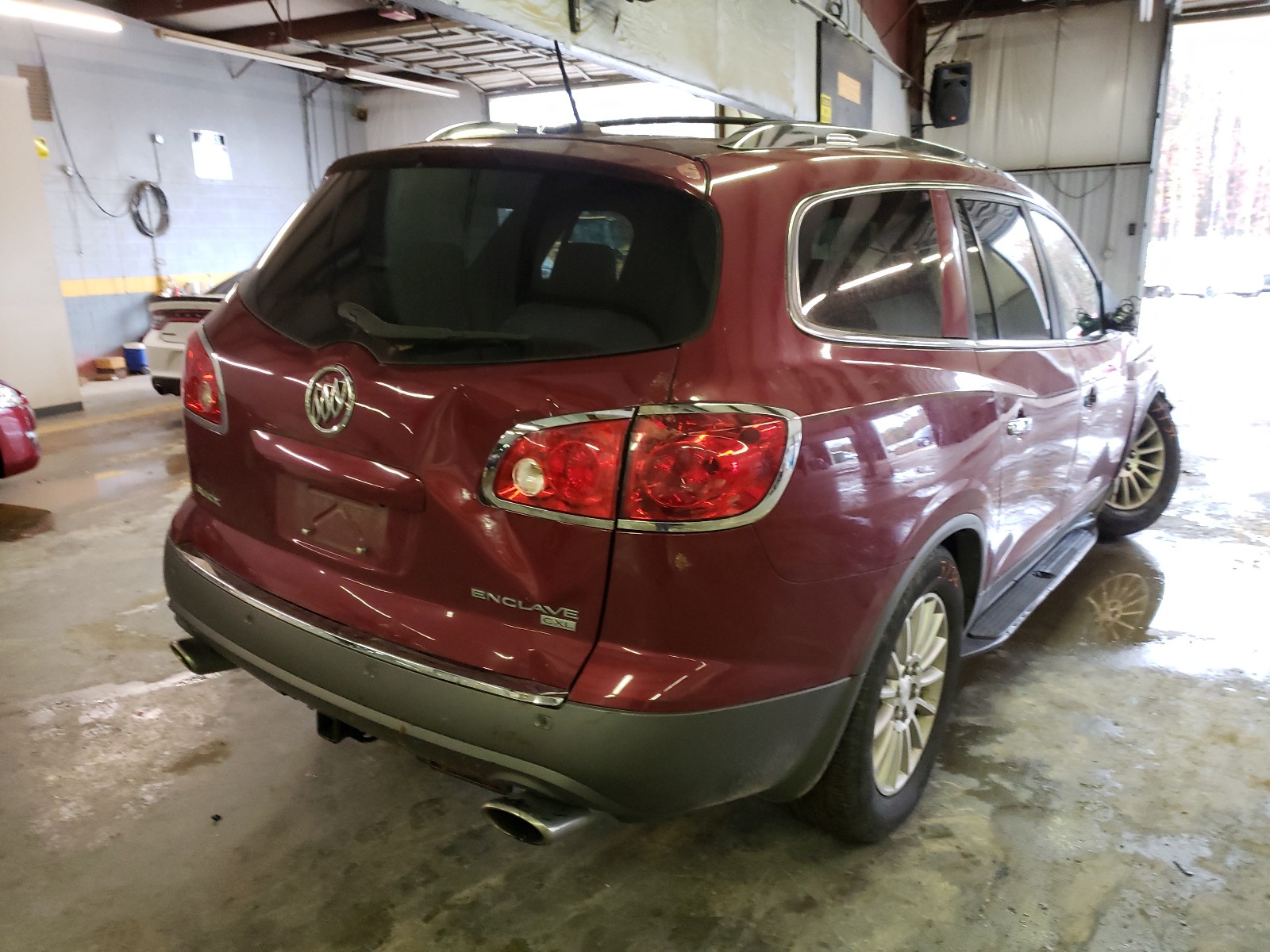 Photo 3 VIN: 5GAEV23748J288933 - BUICK ENCLAVE CX 